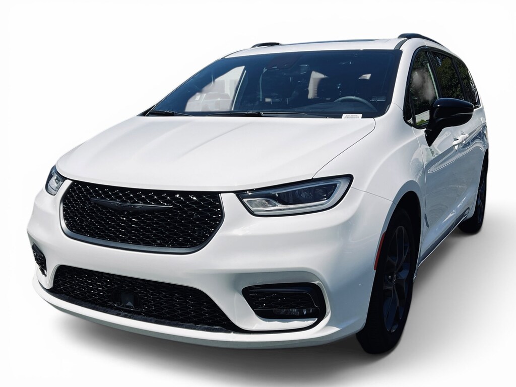 Used 2025 Chrysler Pacifica Limited Minivan