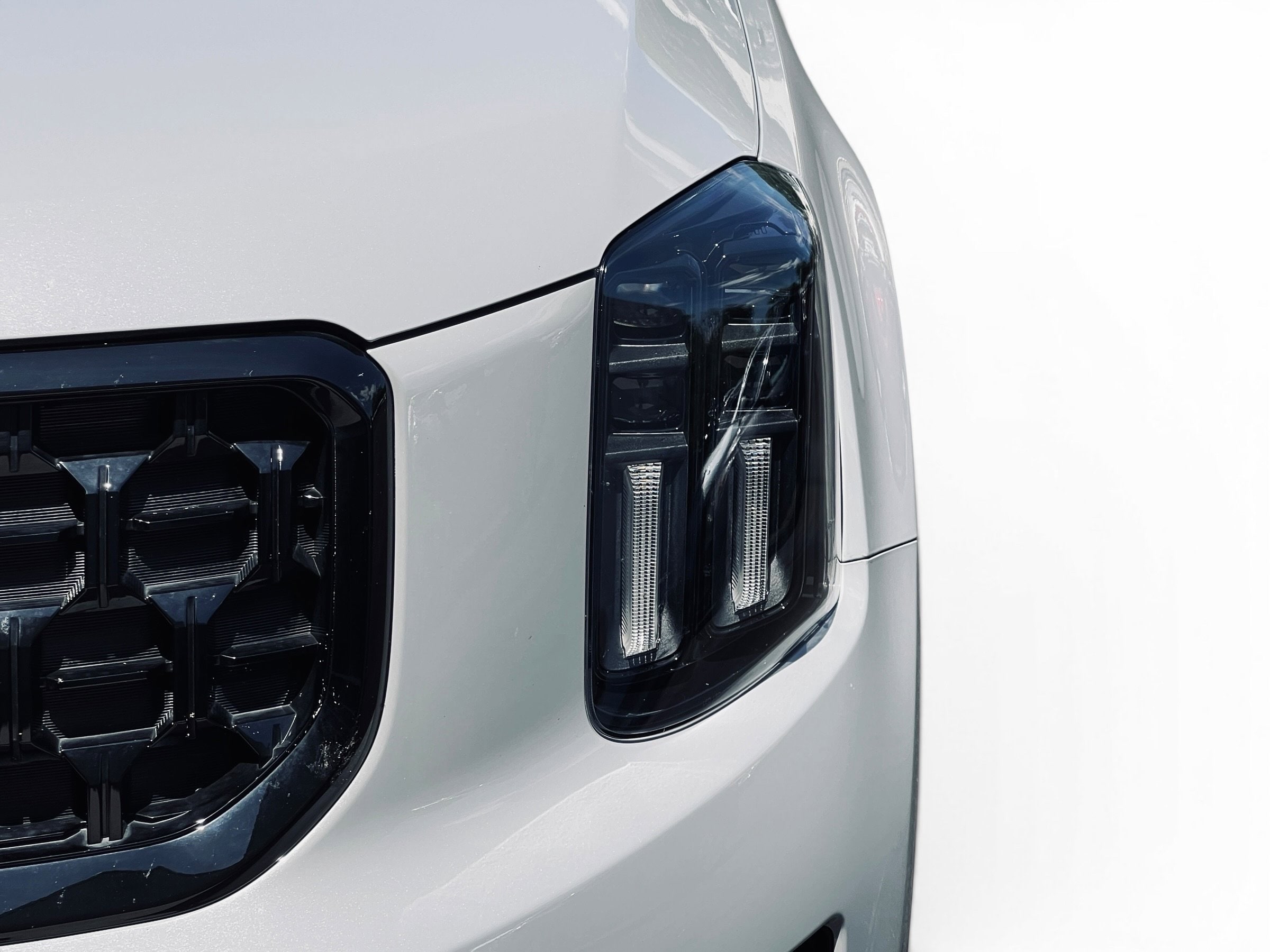 2024 Kia Telluride SX Prestige X-Line photo 5