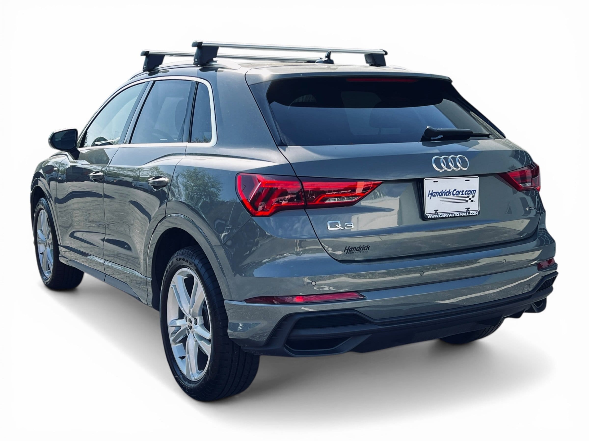 2024 Audi Q3 S line Premium Plus photo 3