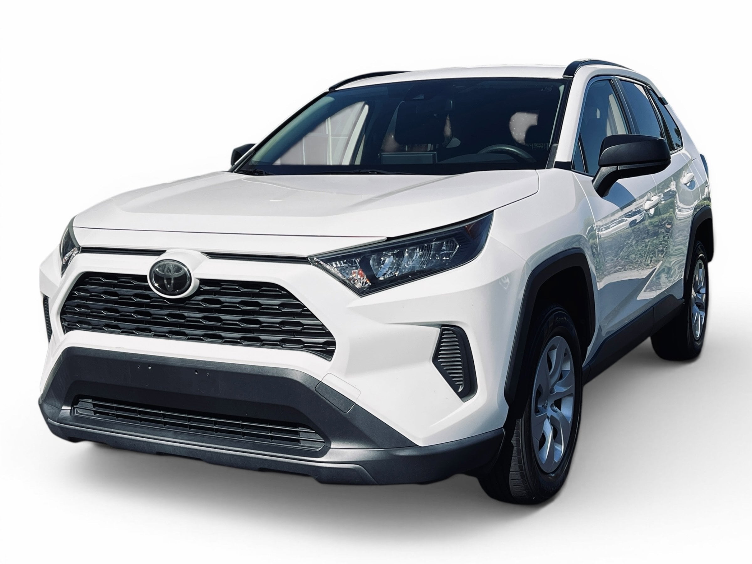 2019 Toyota RAV4 LE photo 4