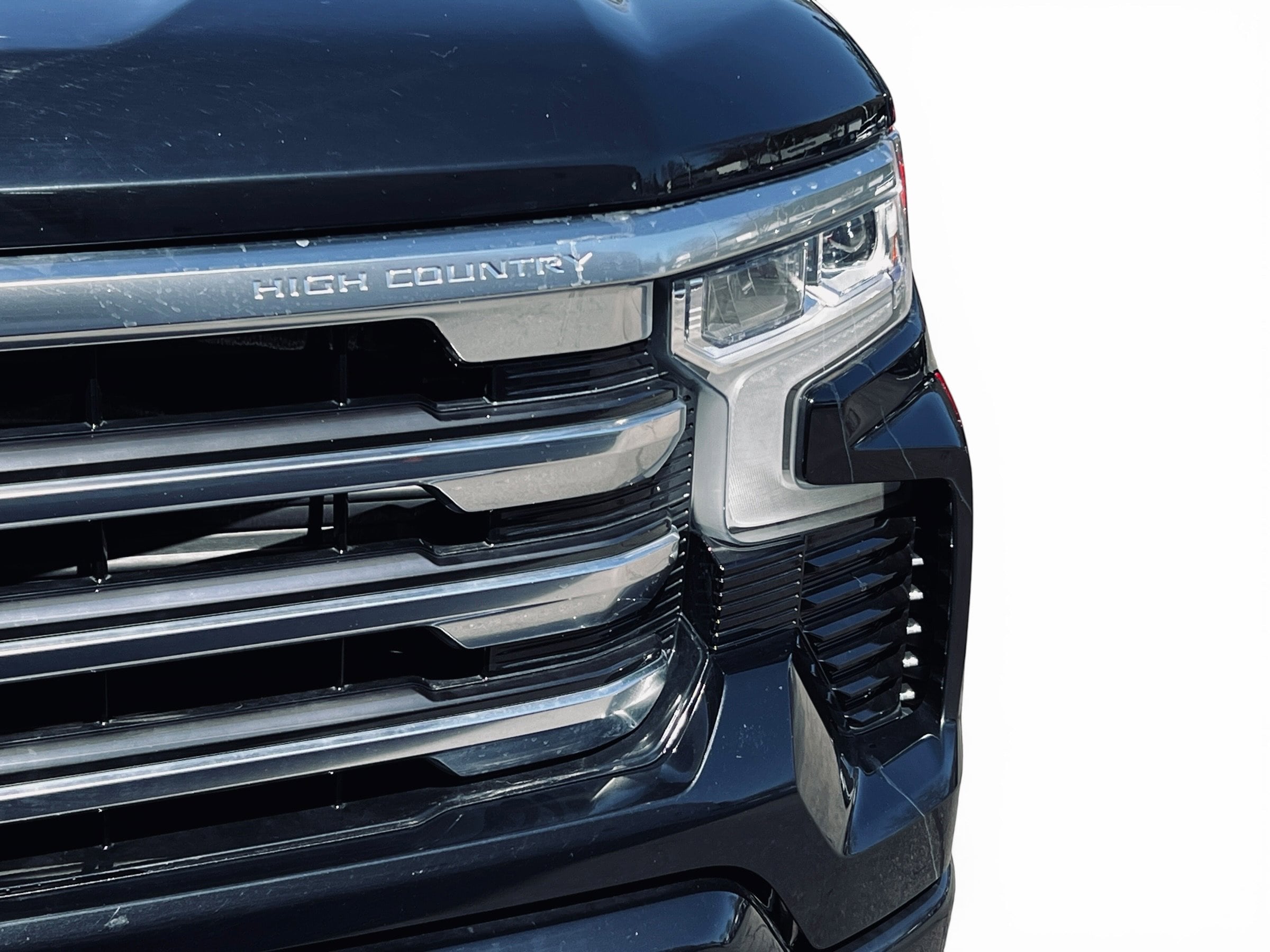 2023 Chevrolet Silverado 1500 High Country photo 4