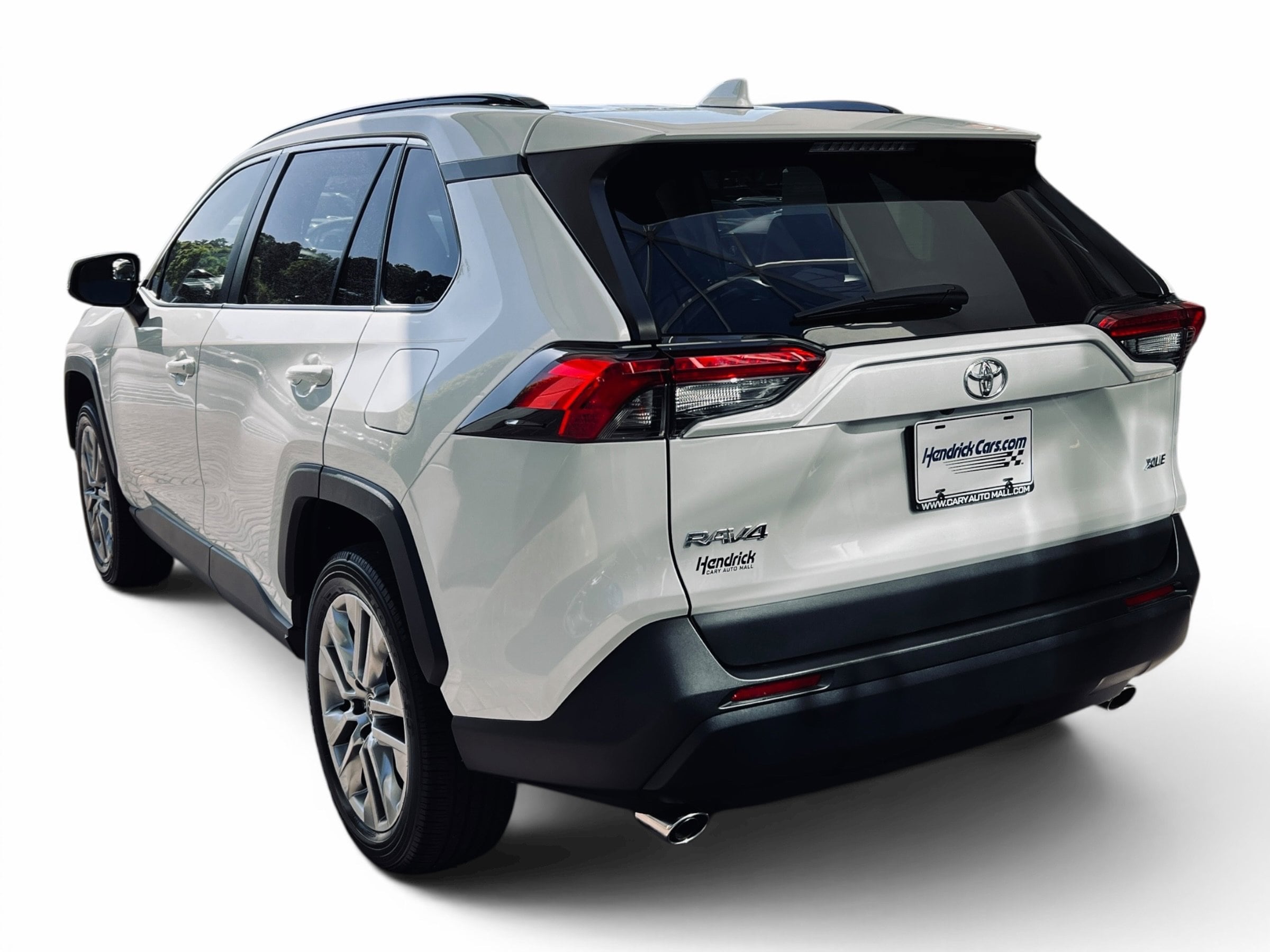 2023 Toyota RAV4 XLE Premium photo 3