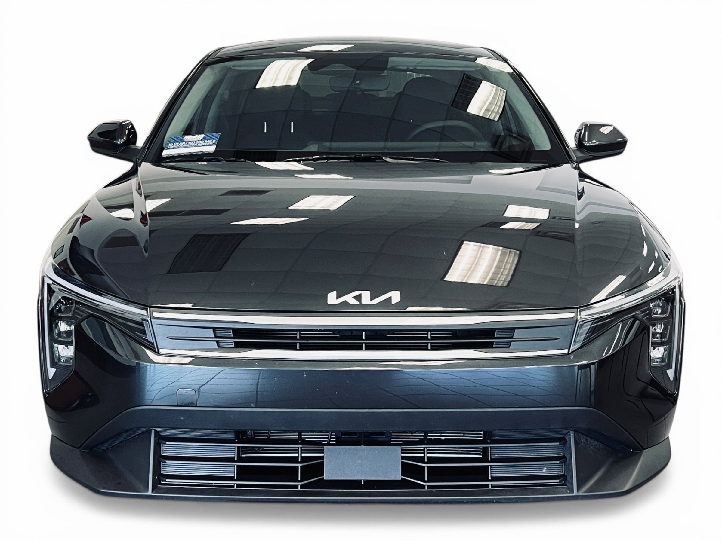 2025 Kia K4 LXS photo 2