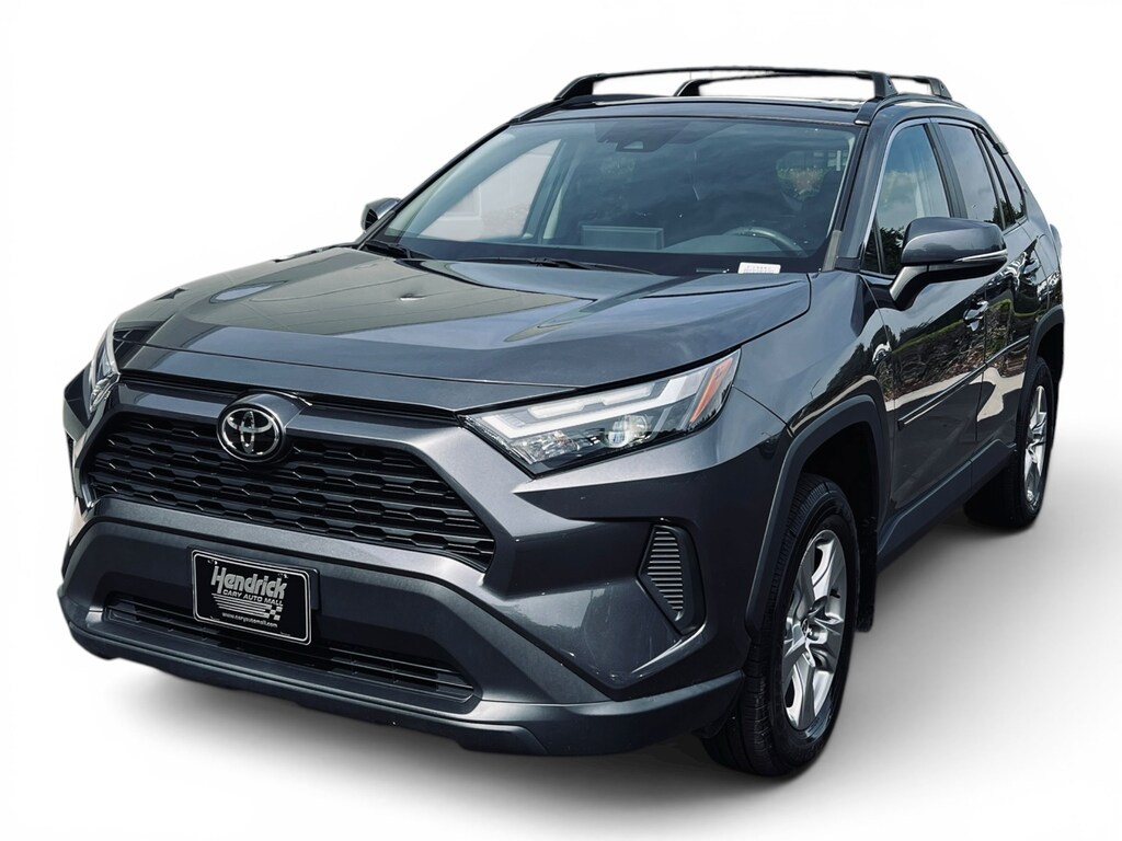 Used 2022 Toyota RAV4 XLE SUV