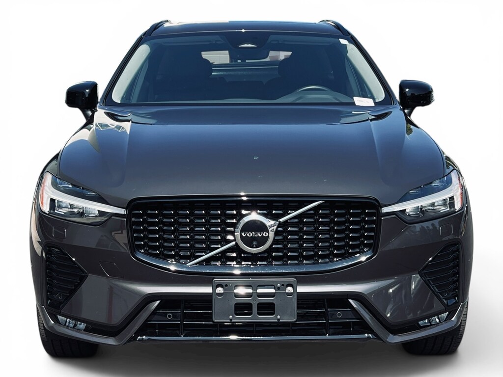 Used 2023 Volvo XC60 Plus Dark Theme SUV