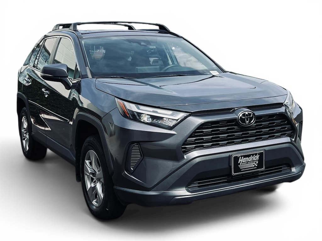 Used 2022 Toyota RAV4 XLE SUV
