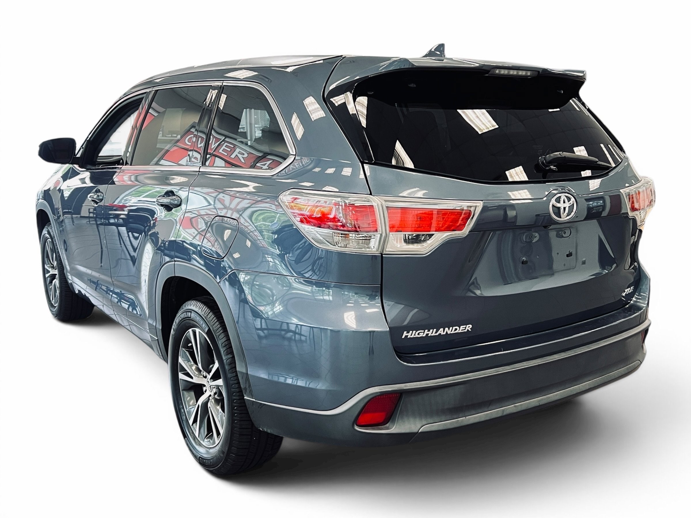 2016 Toyota Highlander XLE photo 3