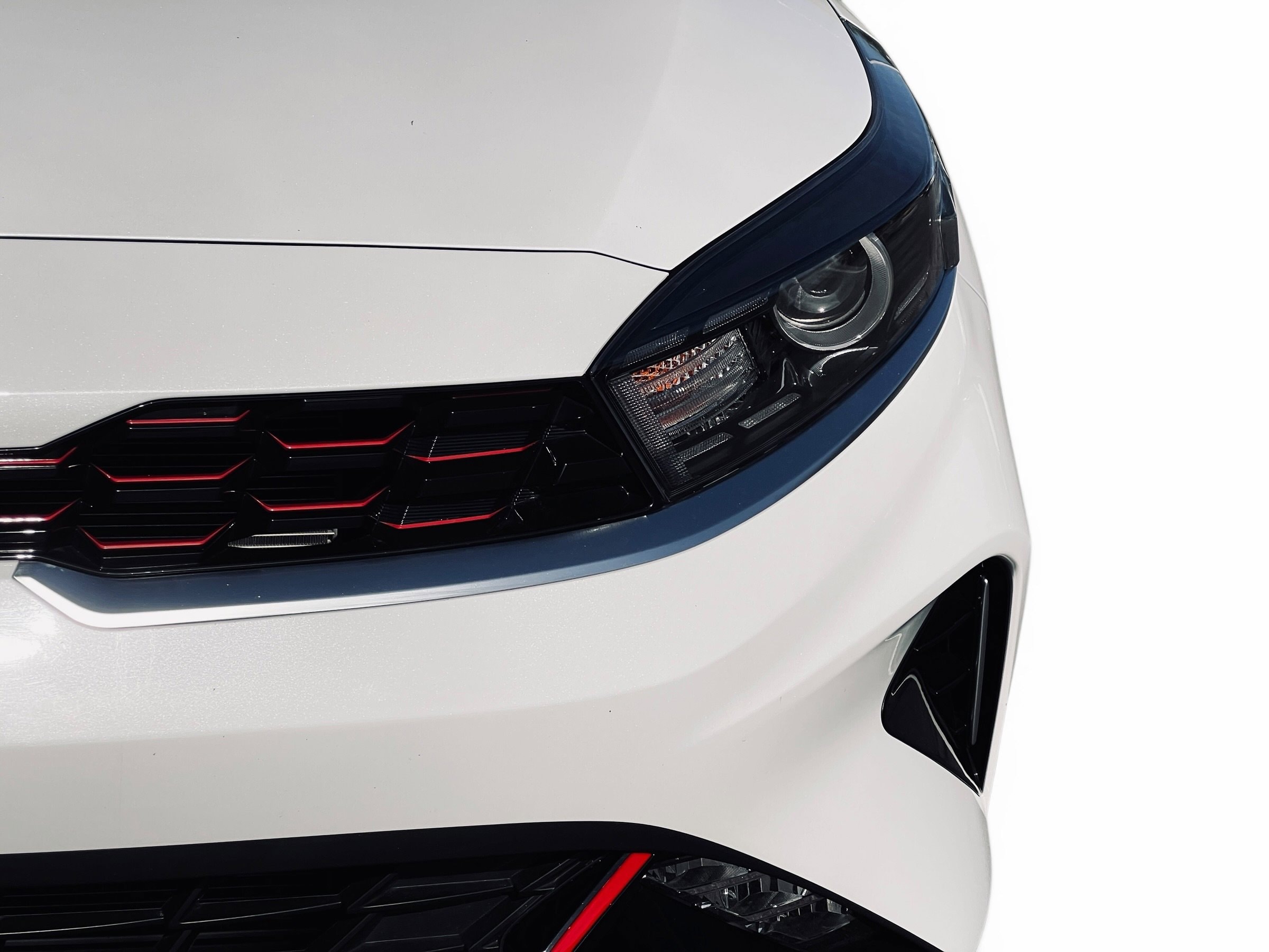 2024 Kia Forte GT-Line photo 5