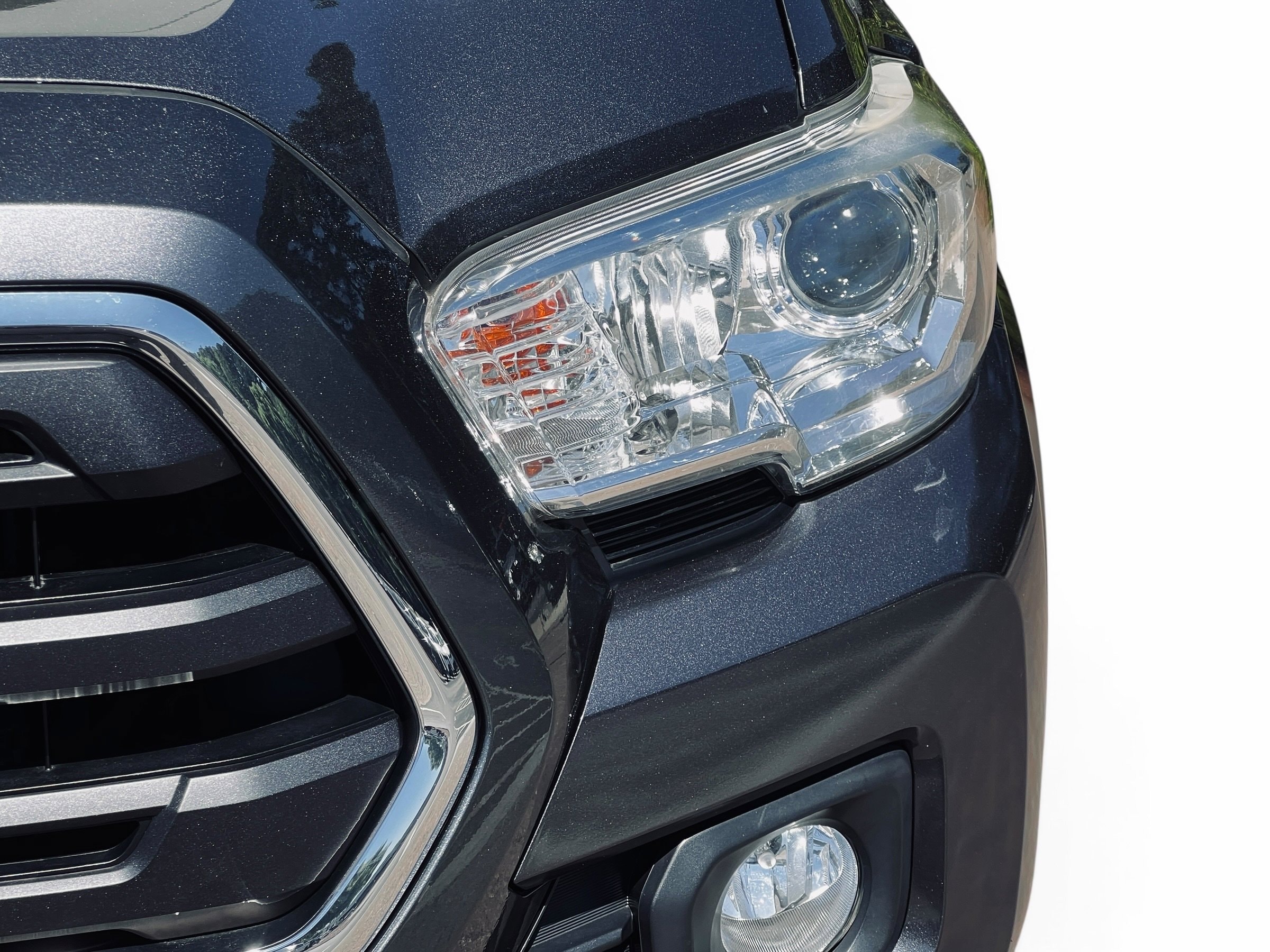 2019 Toyota Tacoma 4WD SR5 photo 4