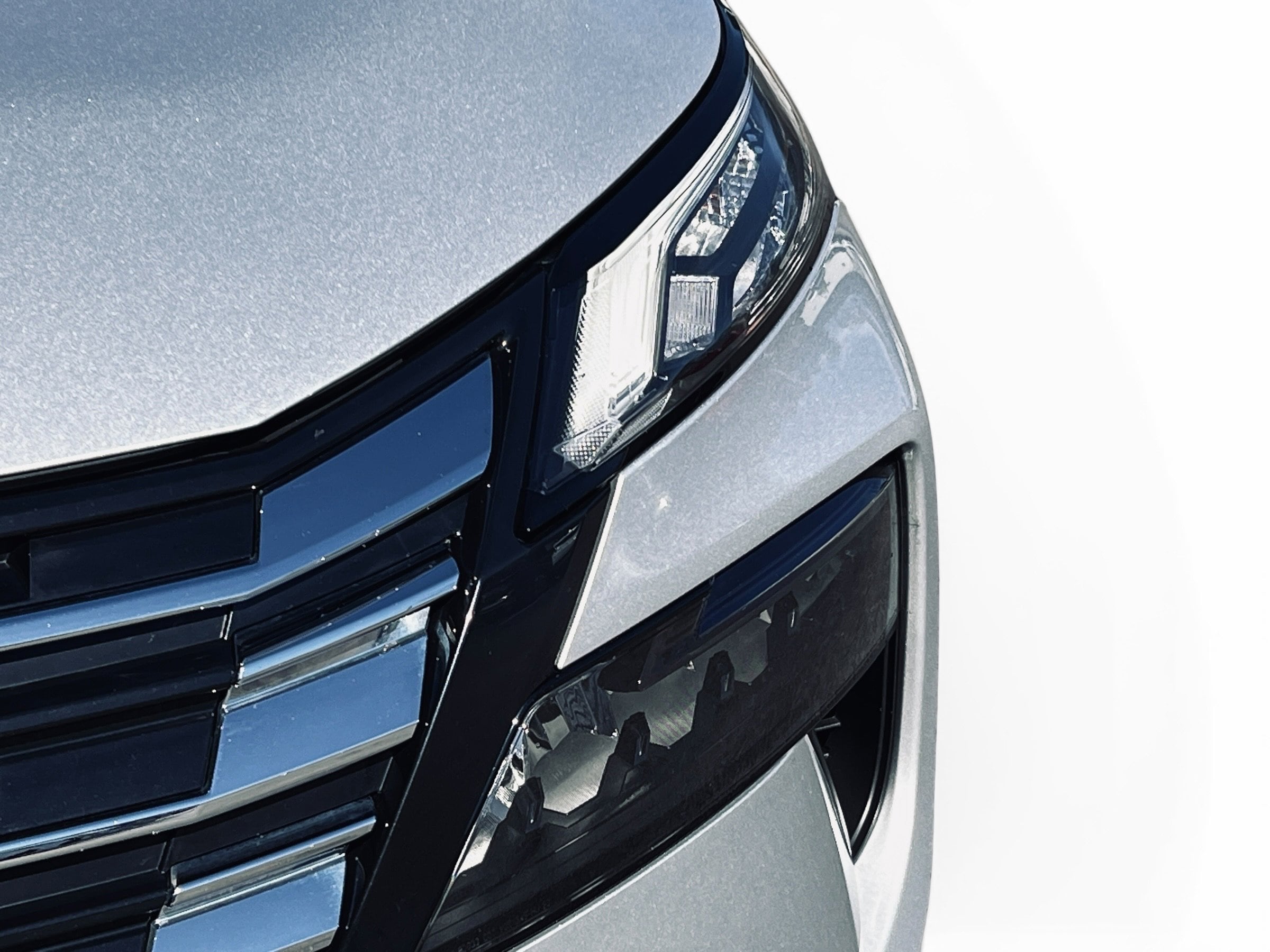 2024 Nissan Rogue SV photo 5