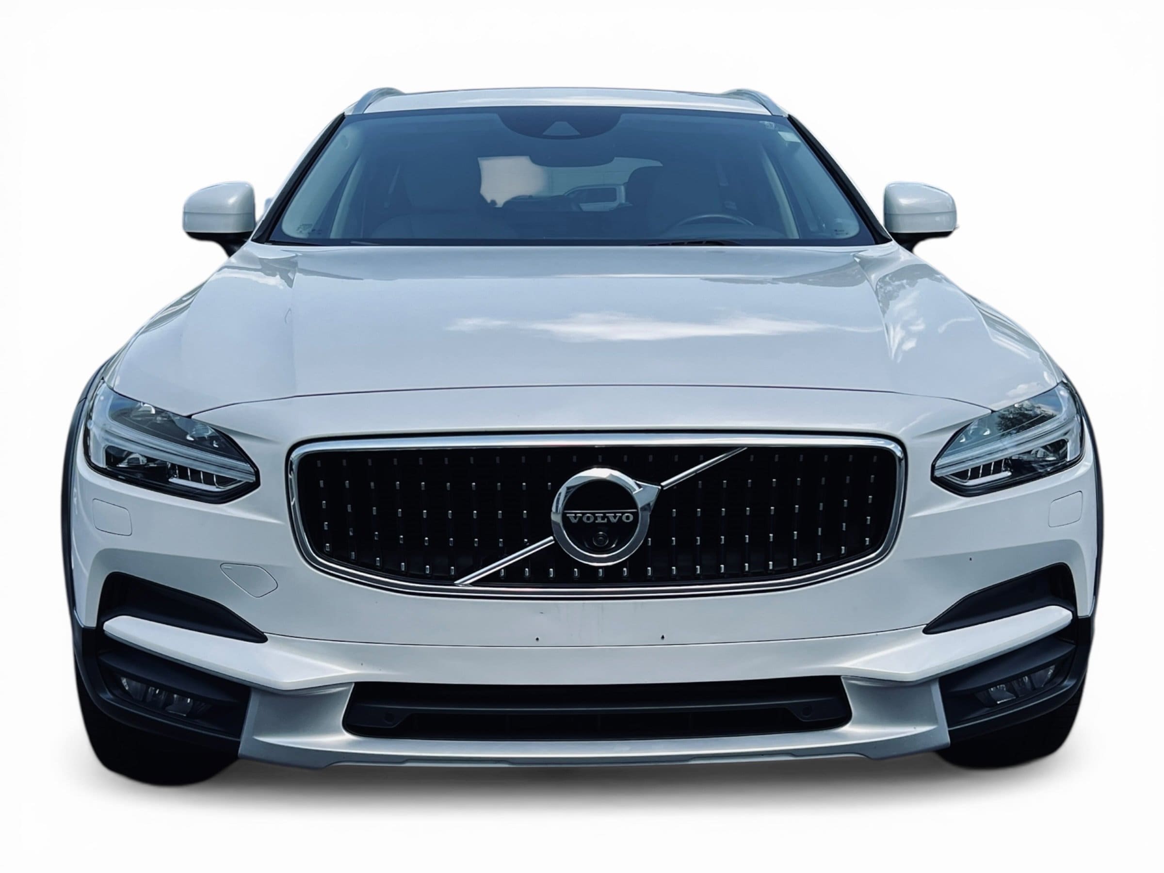 2020 Volvo V90 Cross Country photo 2