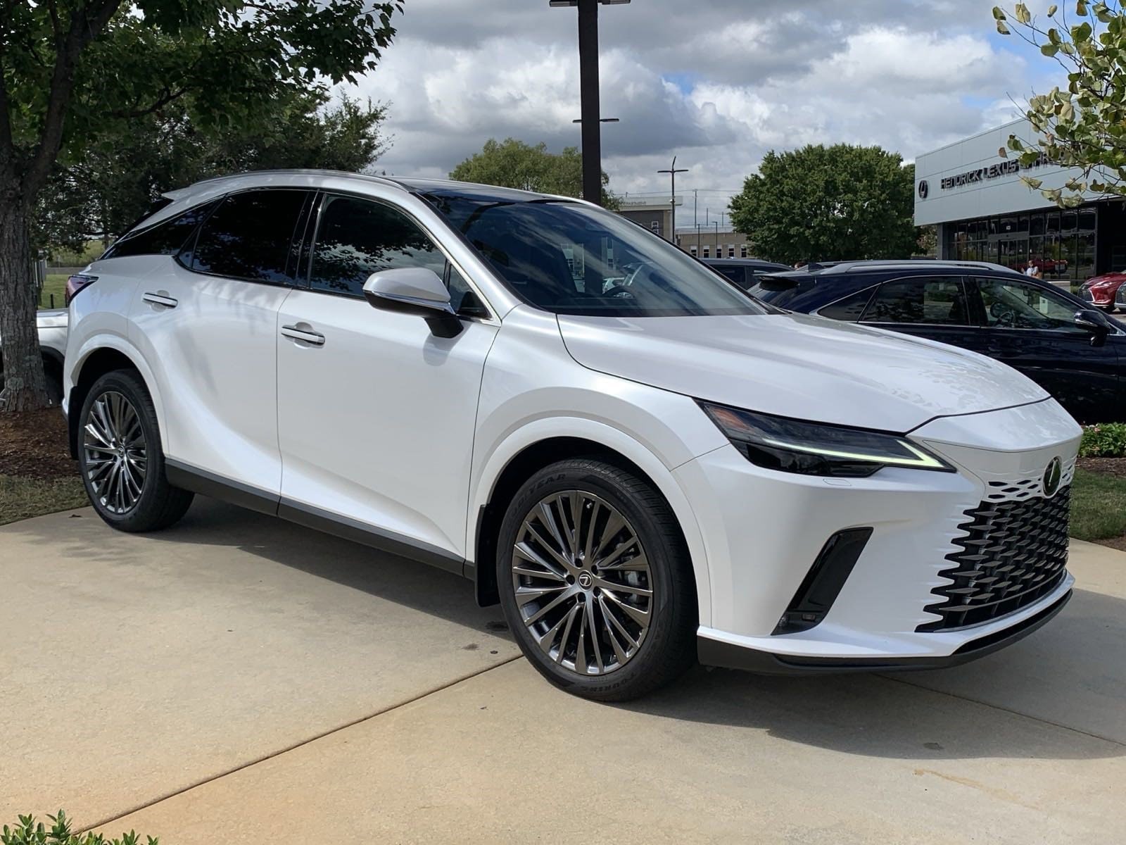 Used 2023 Lexus RX Hybrid 350h with VIN 2T2BBMCA5PC014406 for sale in Charlotte, NC