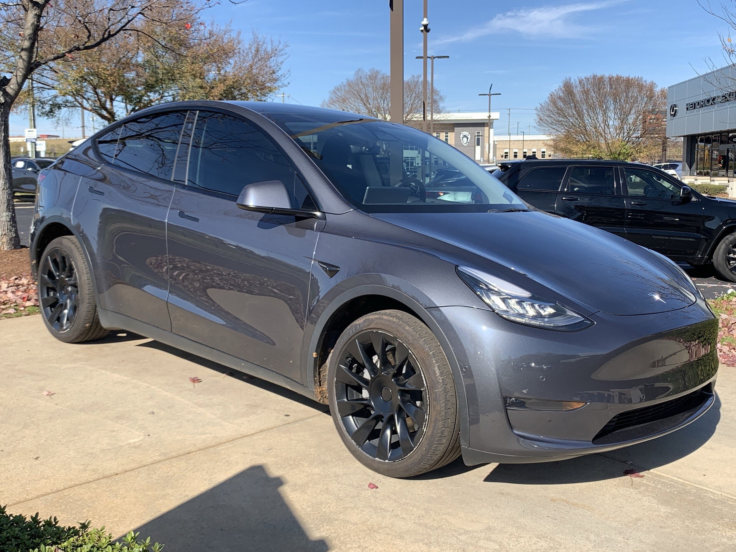 2022 Tesla Model Y Long Range photo 2