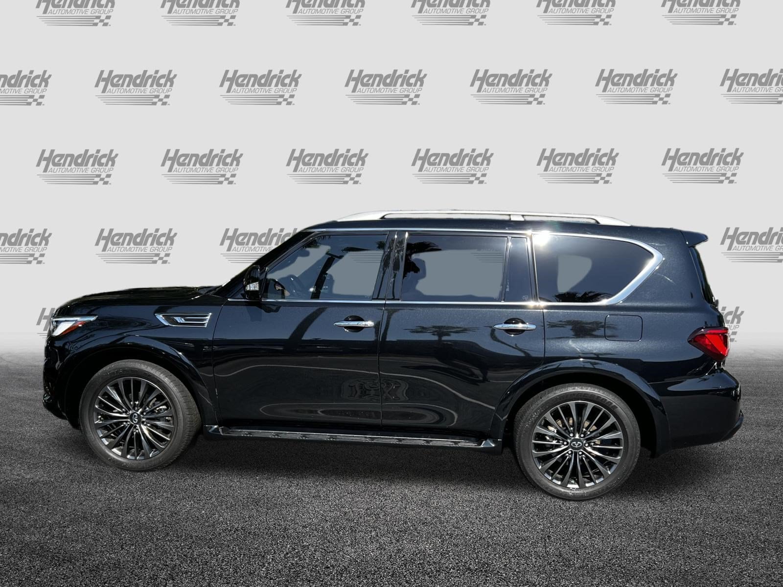 INFINITI QX80 SENSORY