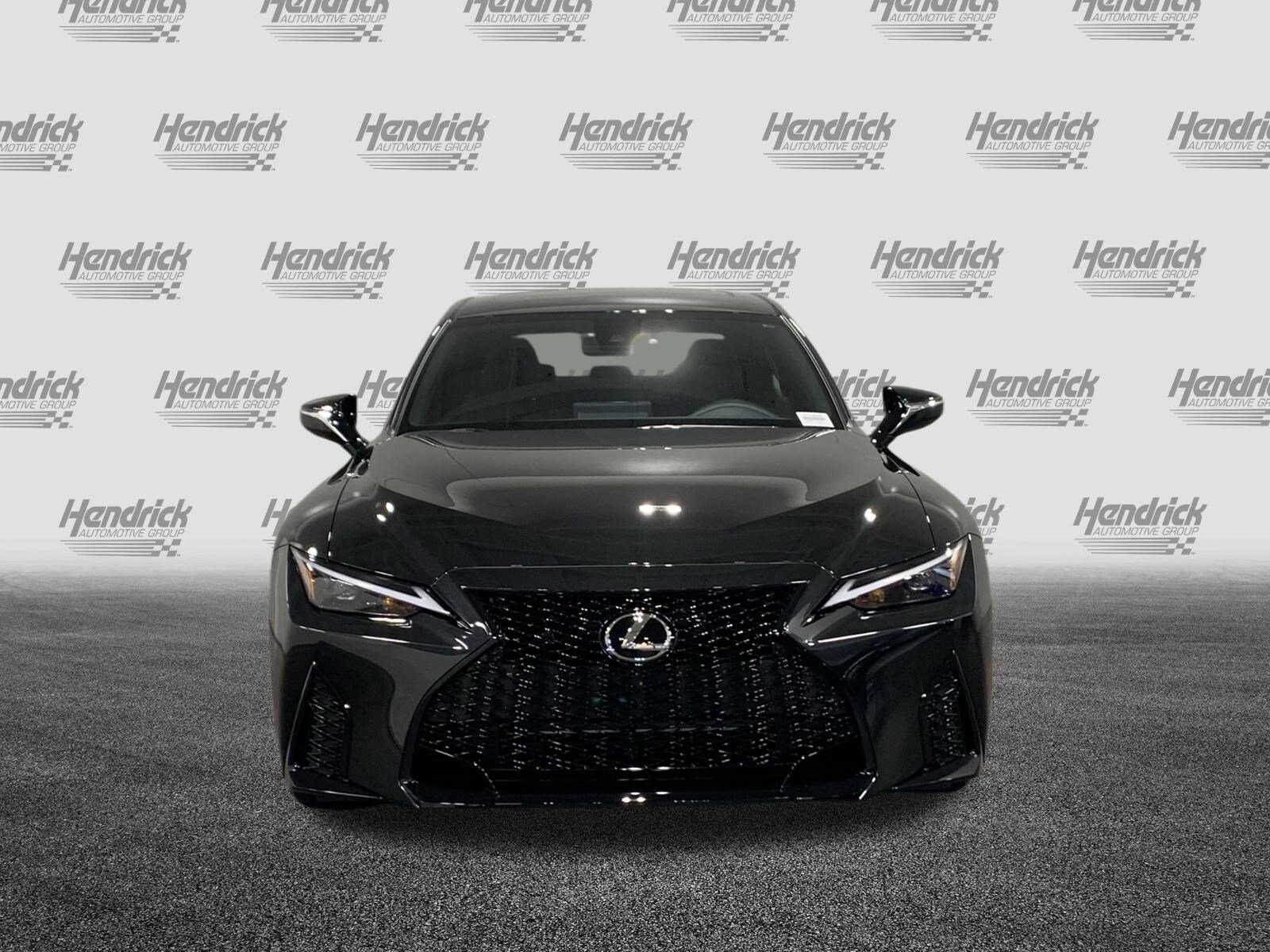 2025 Lexus IS 350 F SPORT photo 4