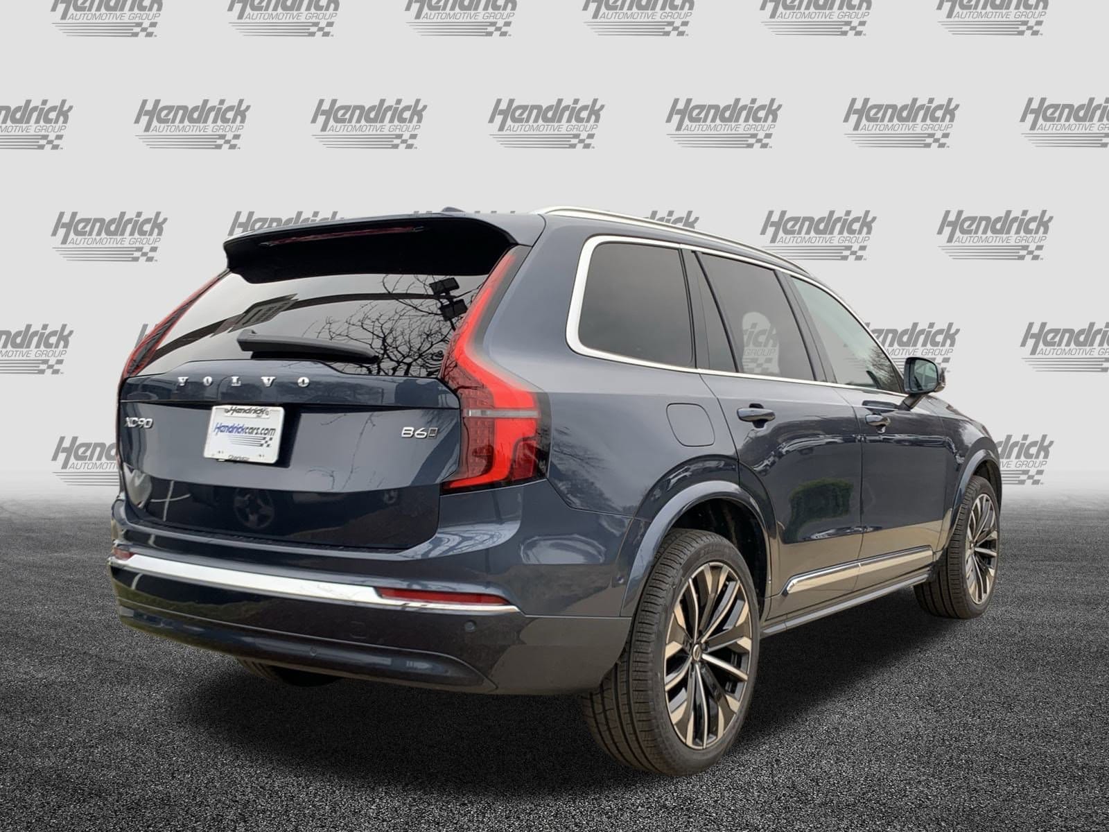 2025 Volvo XC90 Plus photo 3