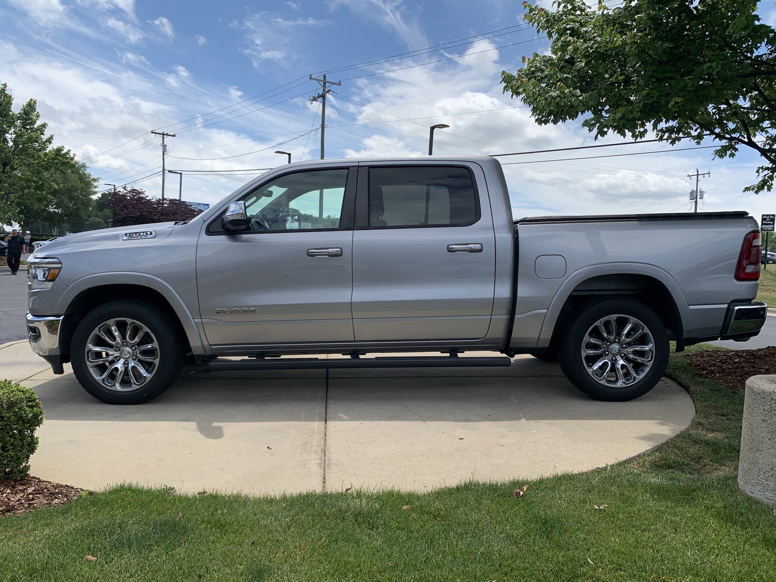 2020 Ram 1500 Laramie photo 5