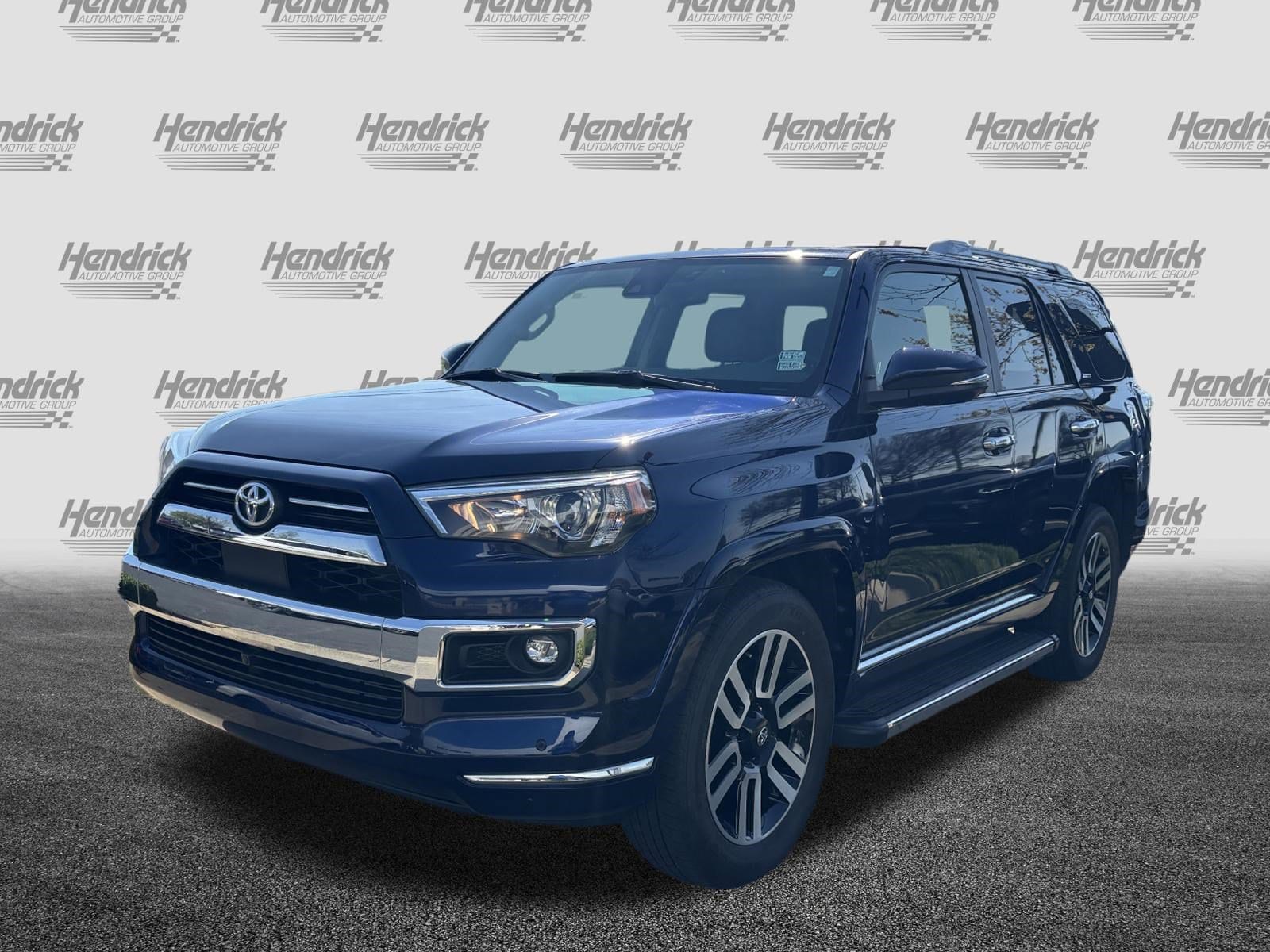 2023 Toyota 4Runner Limited photo 2