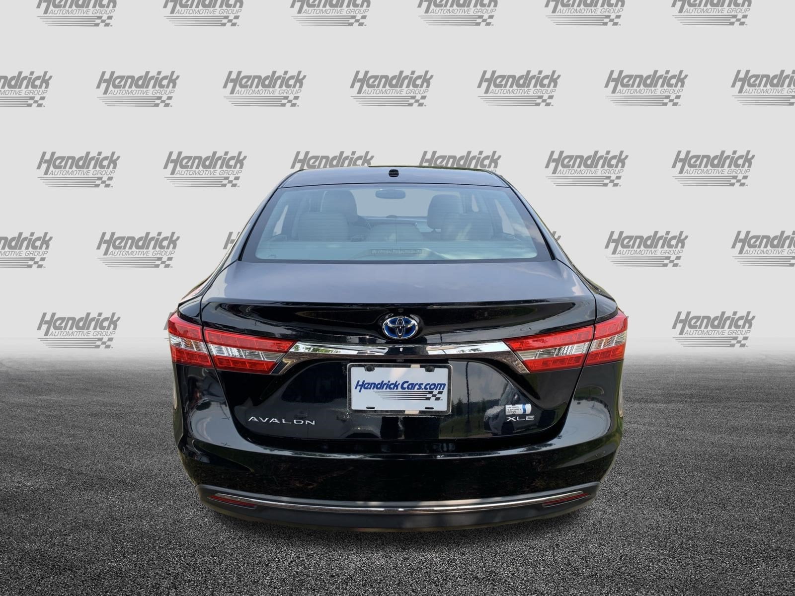 Toyota Avalon Hybrid XLE Touring