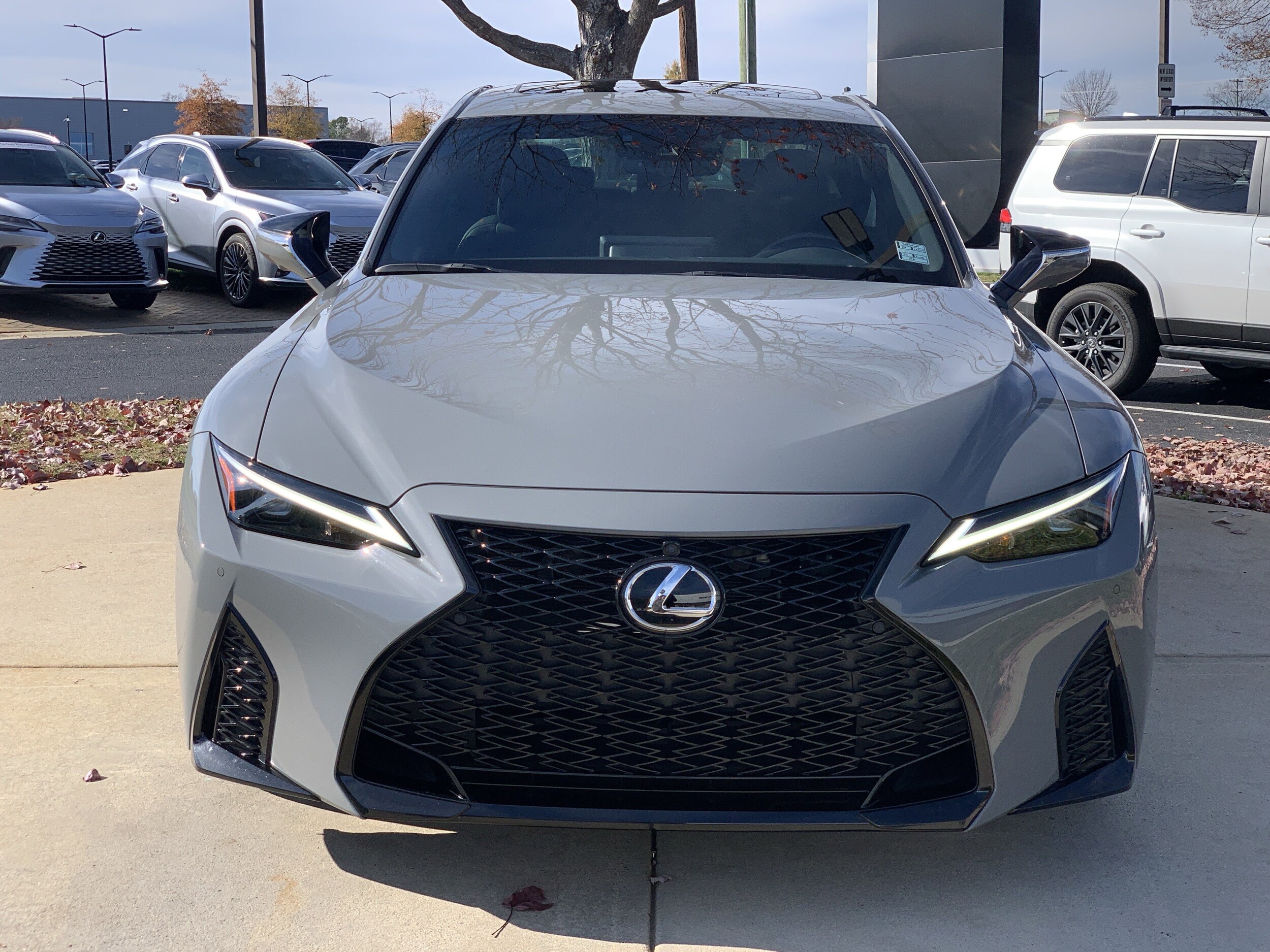 2024 Lexus IS 350 F SPORT photo 3