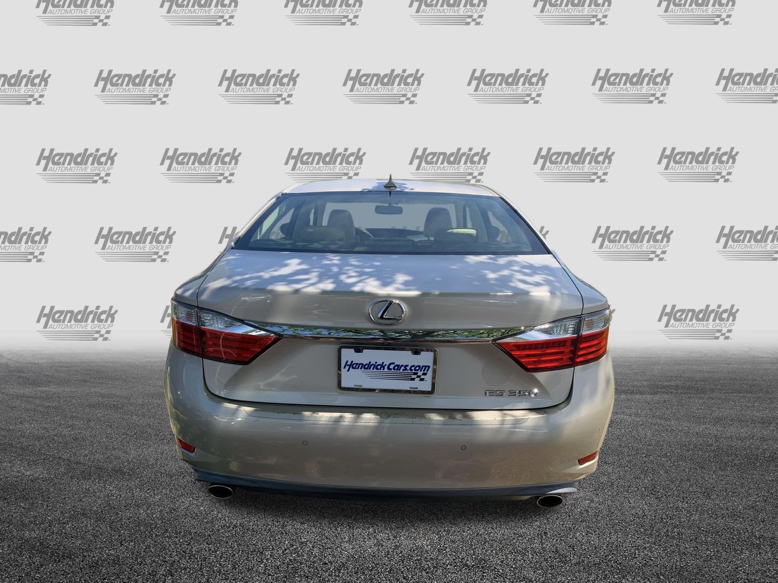 2013 LEXUS ES 350 4dr Sdn photo 3