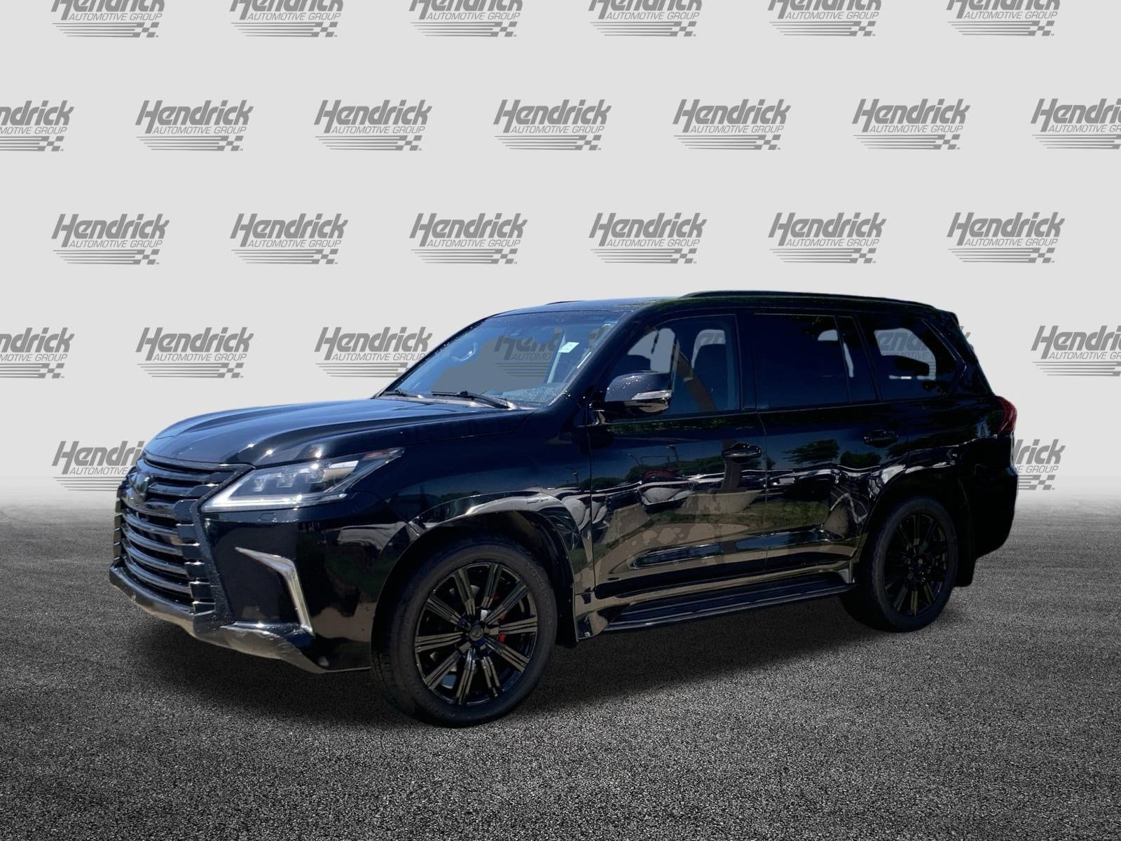 2018 LEXUS LX 570 photo 2