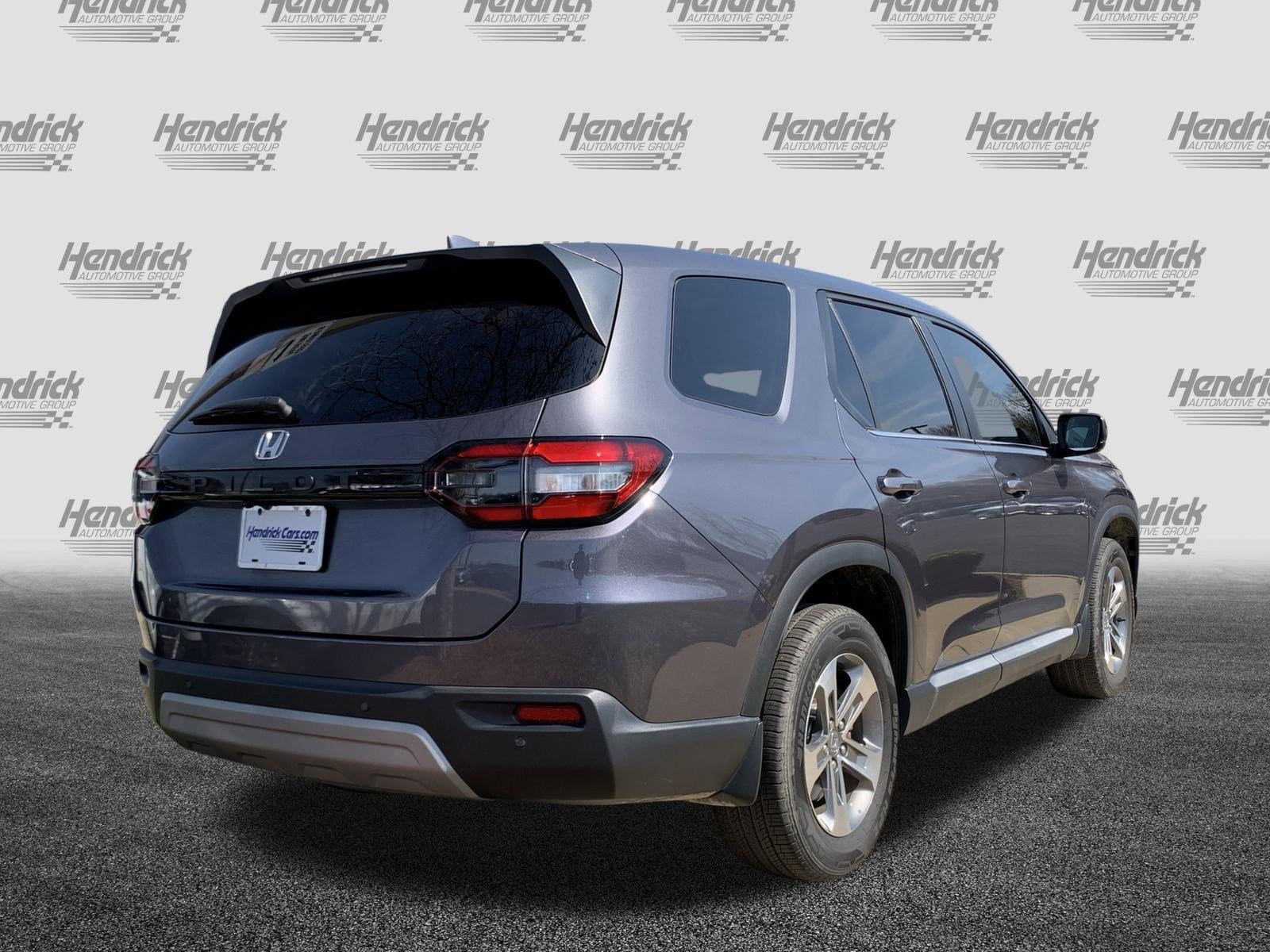 2025 Honda Pilot EX-L photo 3