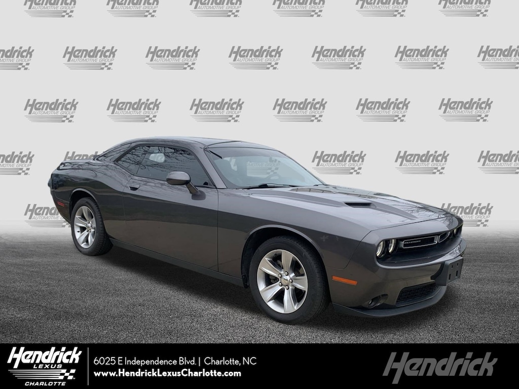 Used 2018 Dodge Challenger SXT Coupe