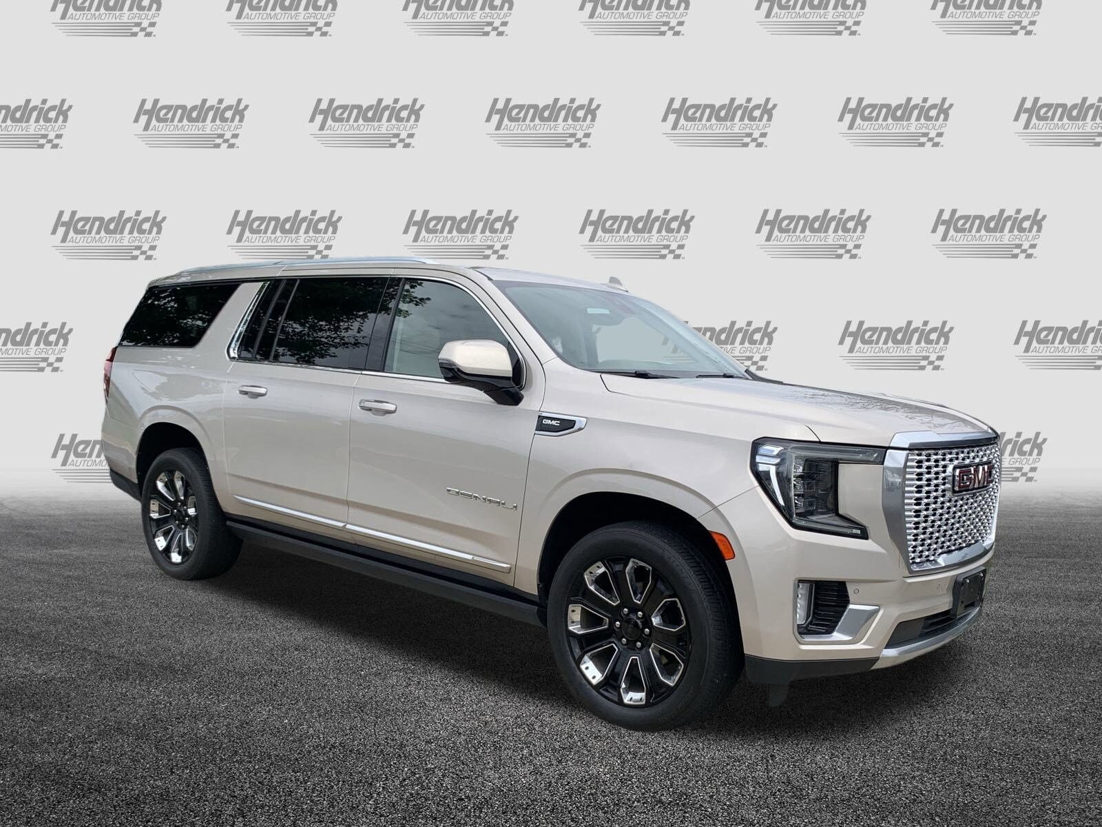 2021 Gmc Yukon XL Denali photo 2