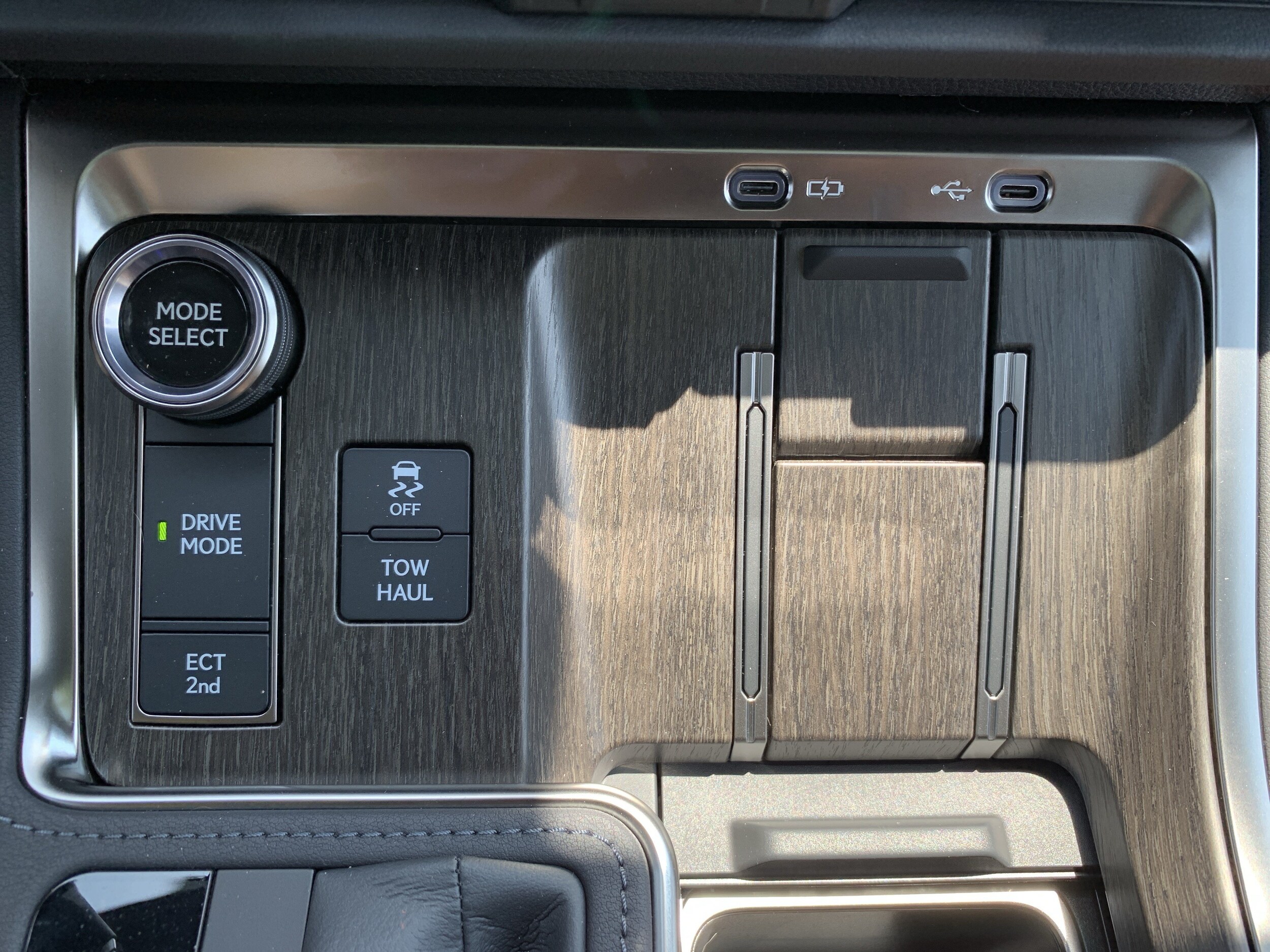2026 Lexus GX 28