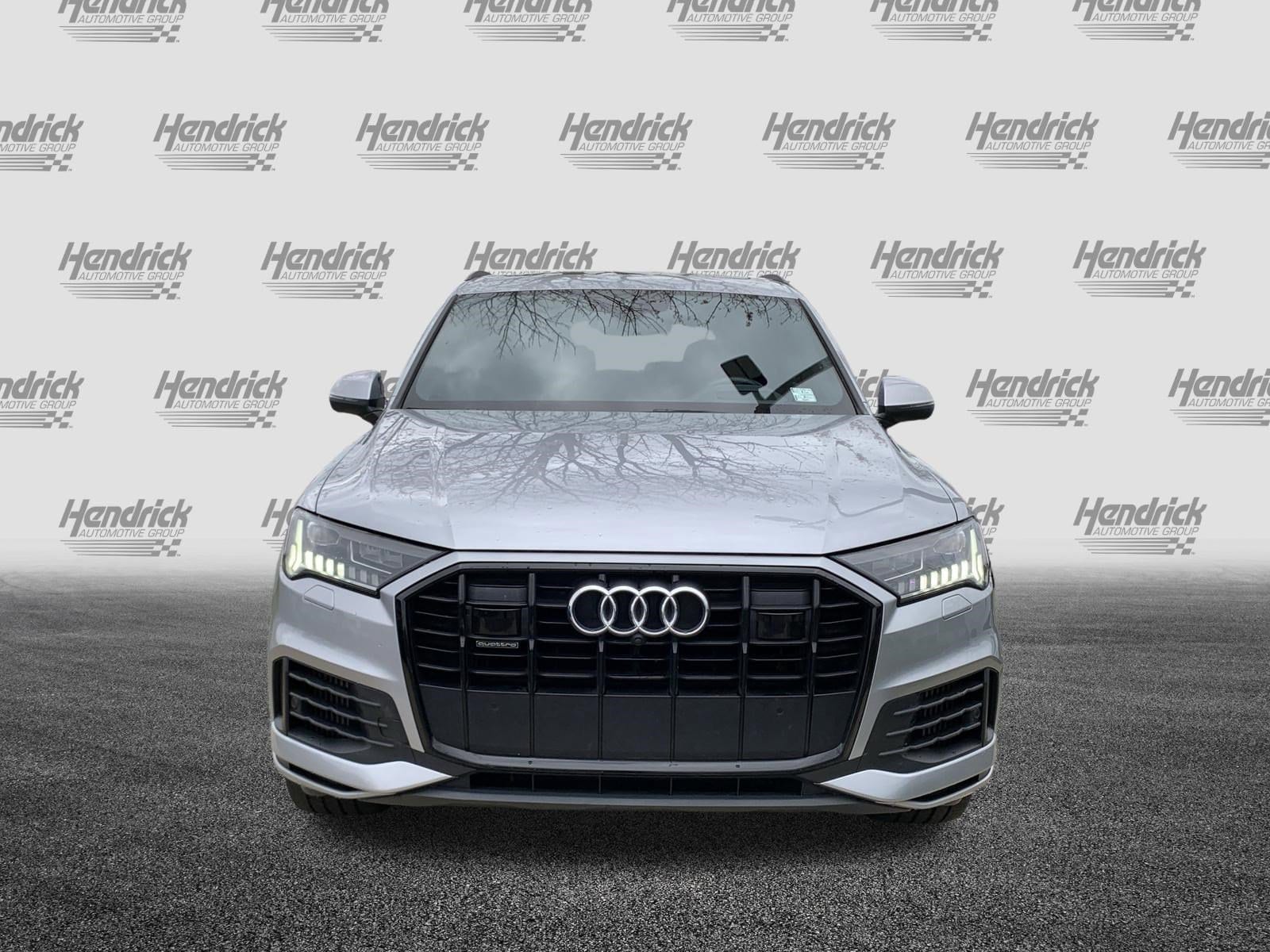 2021 Audi Q7 Prestige photo 2