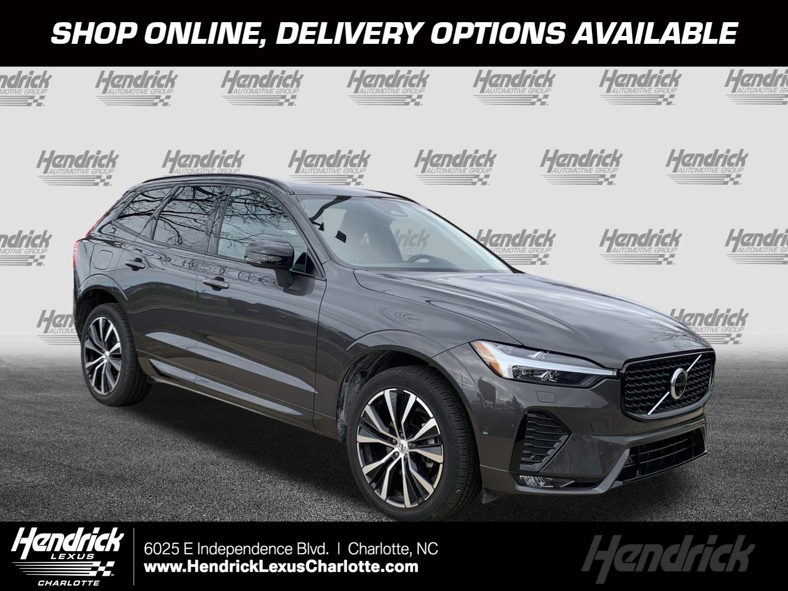 2025 Volvo XC60 Plus's photo