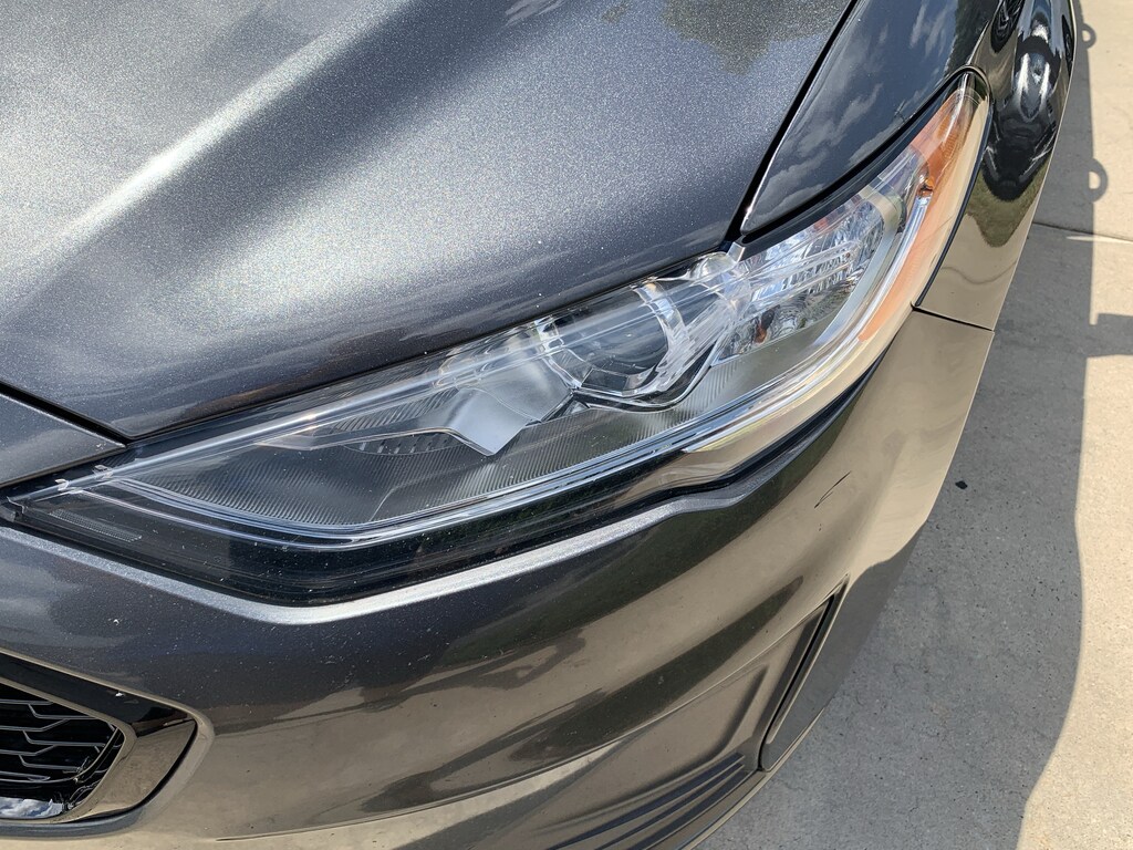 Used 2019 Ford Fusion SE Sedan