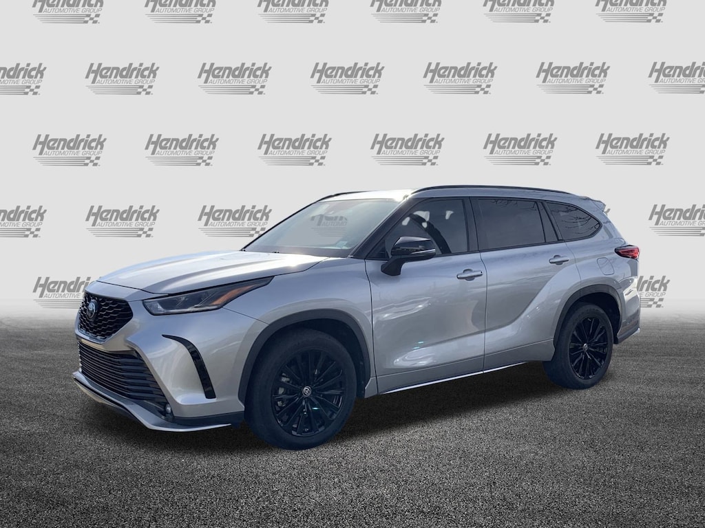 Used 2023 Toyota Highlander XSE SUV