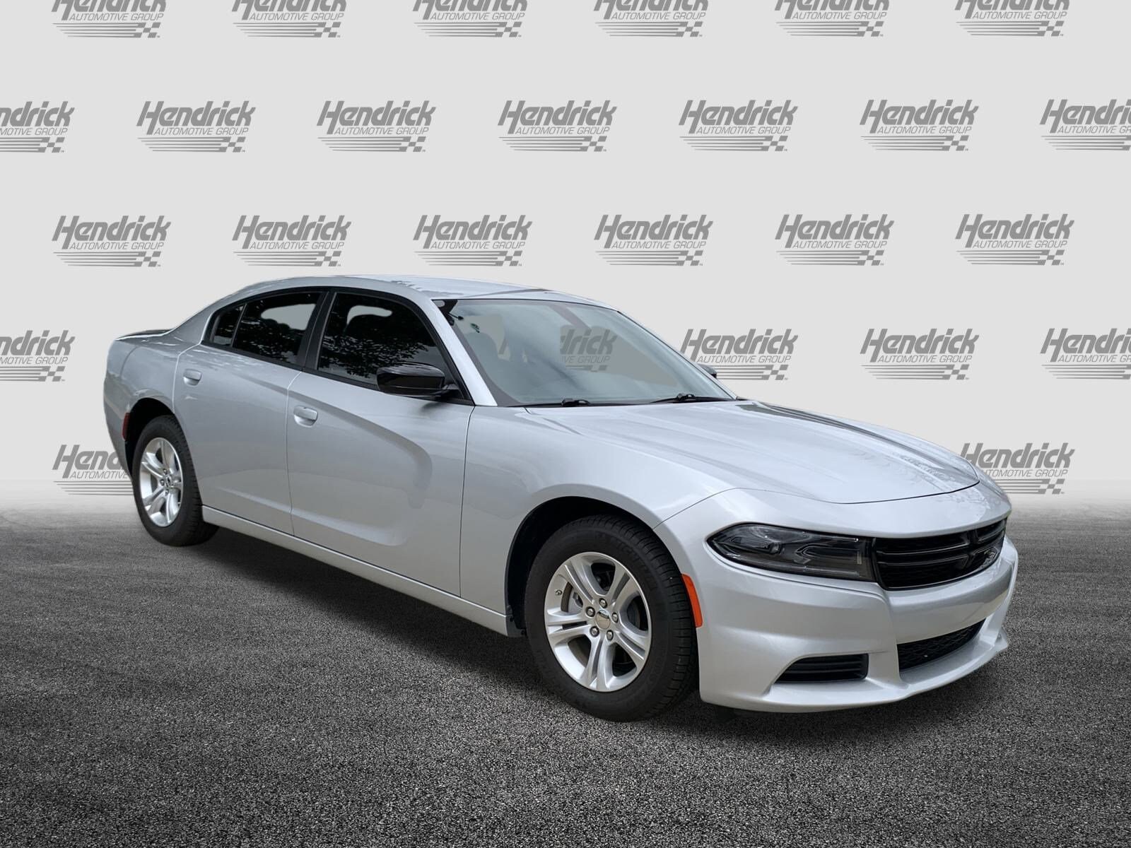 2023 Dodge Charger SXT photo 2