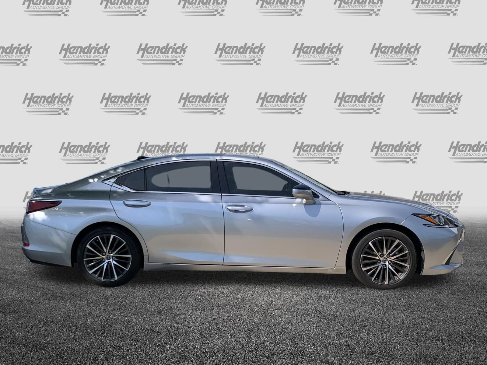 2023 LEXUS ES 350 photo 4