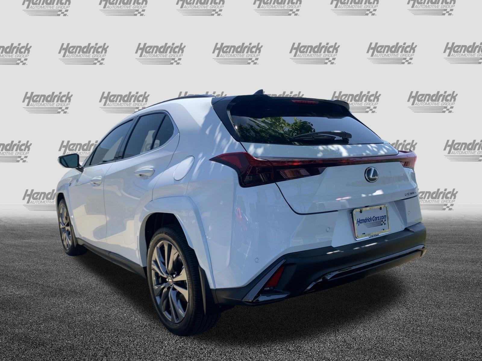 2026 LEXUS UX 300h F SPORT Design photo 5