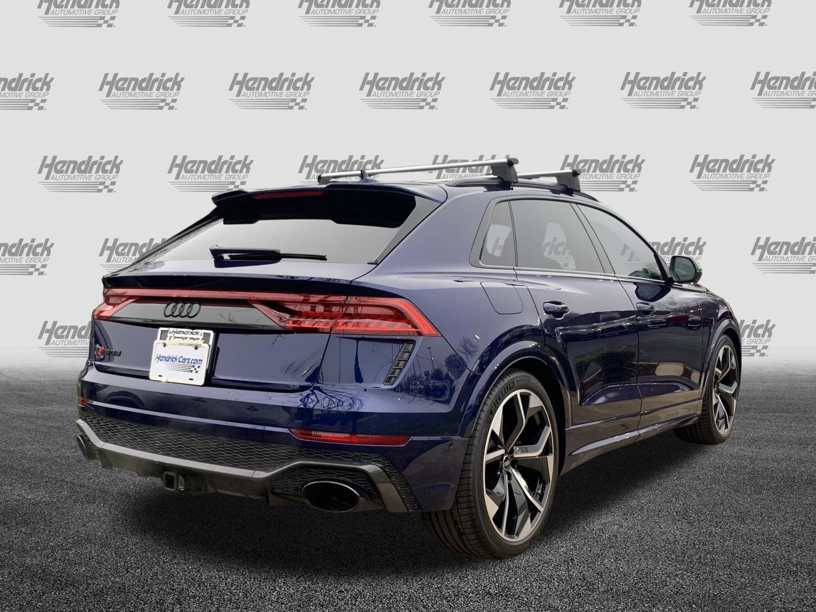 2024 Audi RS Q8 photo 3