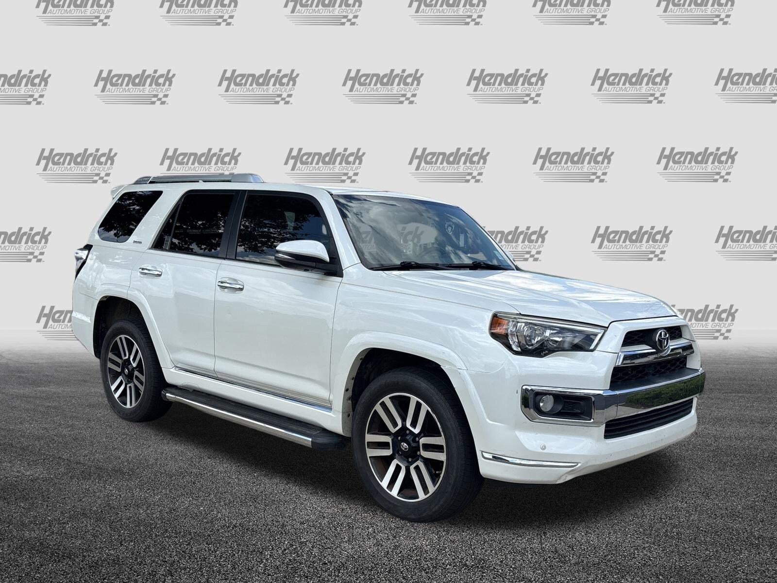 2015 Toyota 4Runner Limited photo 2