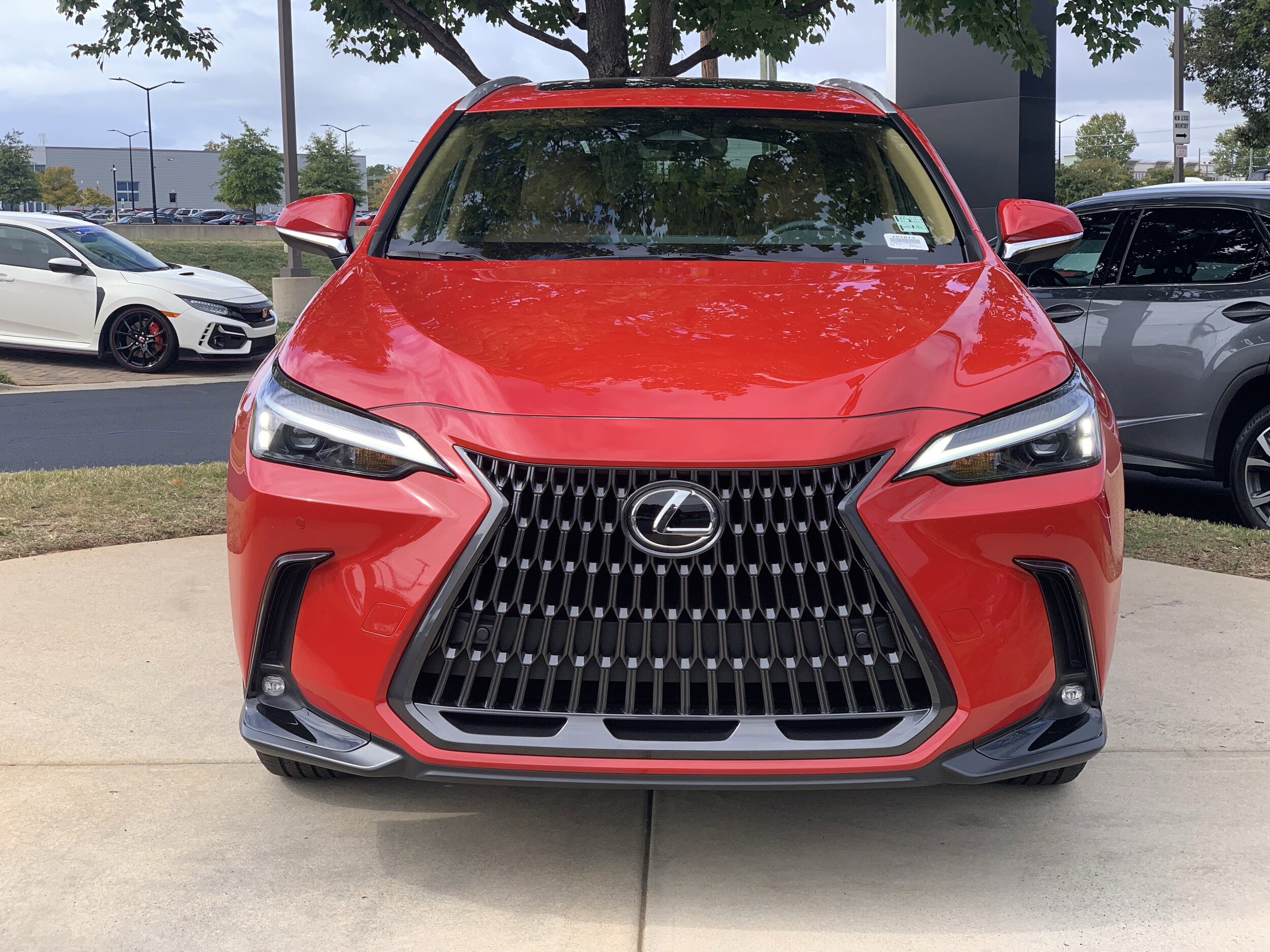 2025 Lexus NX 250 Premium photo 3