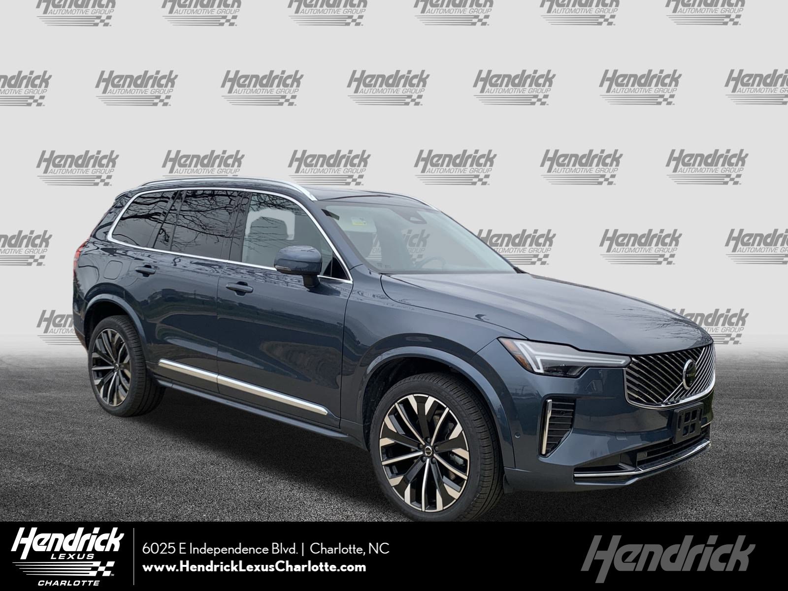 2025 Volvo XC90 B6 Plus Bright 7-Seater 4WD's photo
