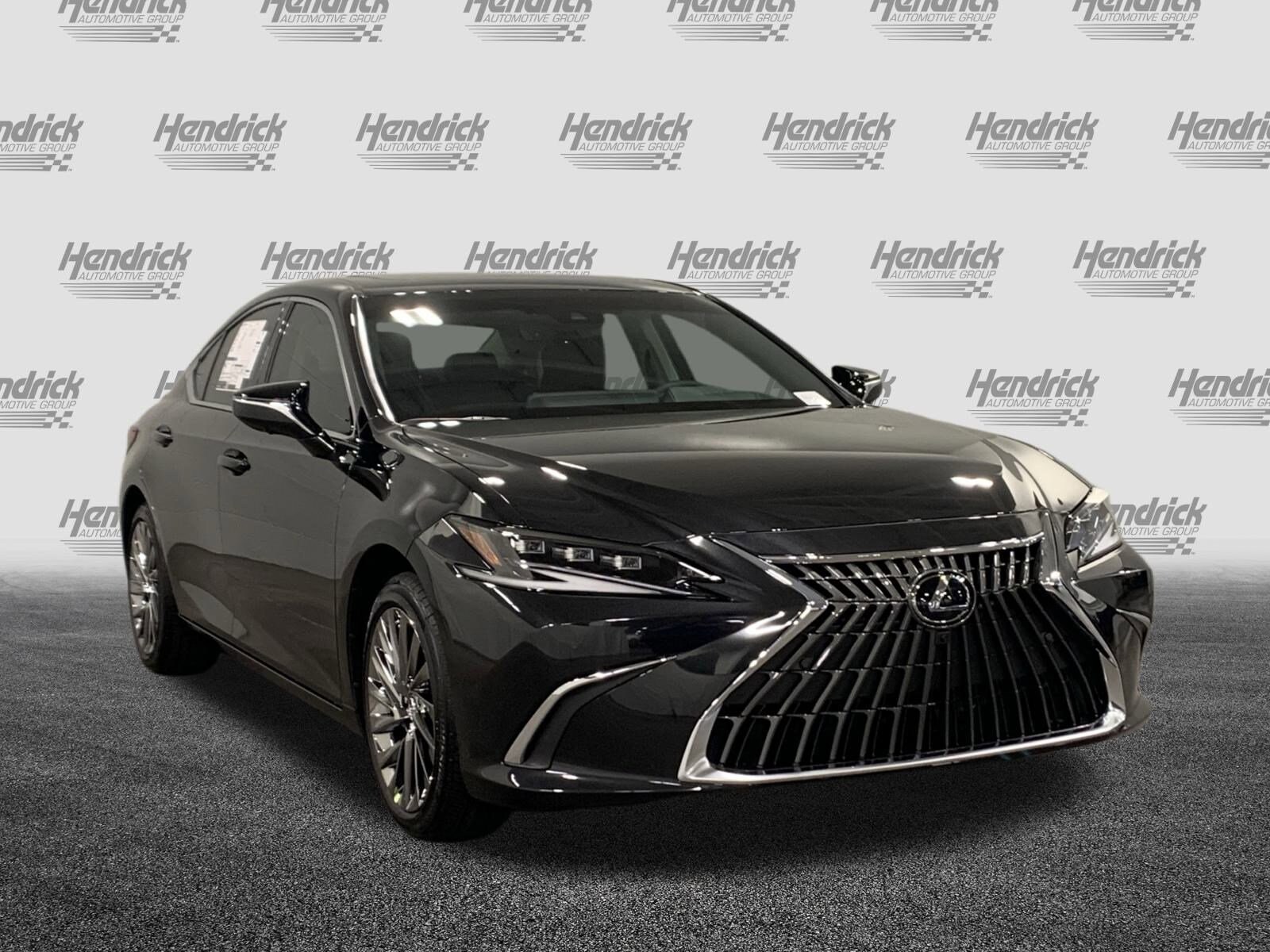 2025 Lexus ES 300h Ultra Luxury photo 2