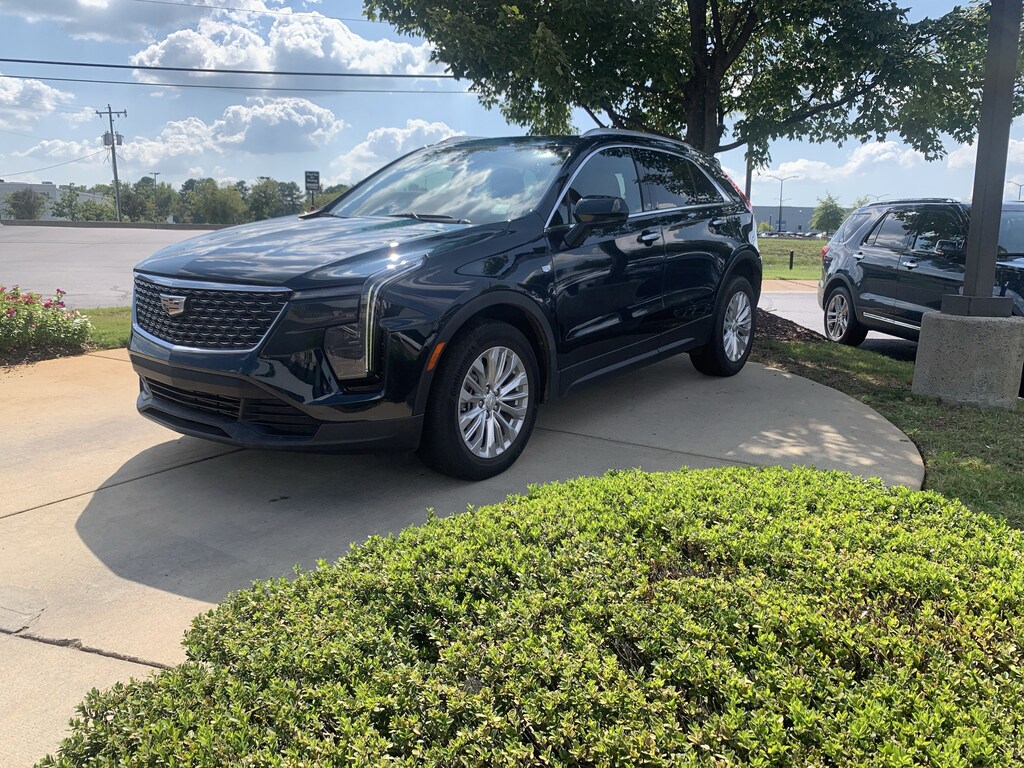 Used 2024 CADILLAC XT4 FWD Luxury SUV