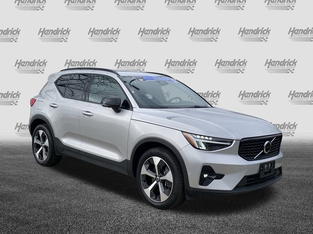 Used 2025 Volvo XC40 Plus Dark Theme SUV