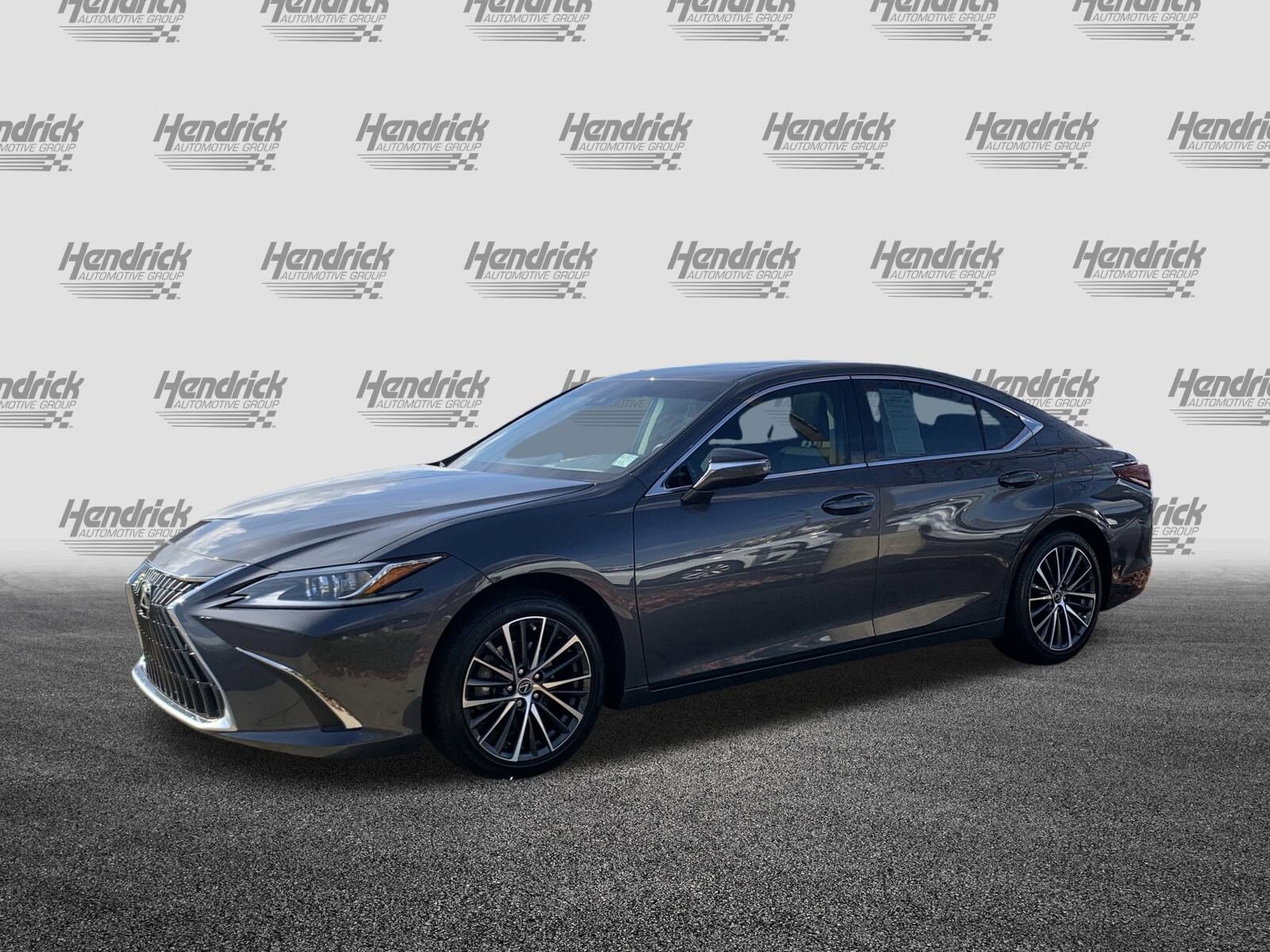2025 Lexus ES 350 photo 4