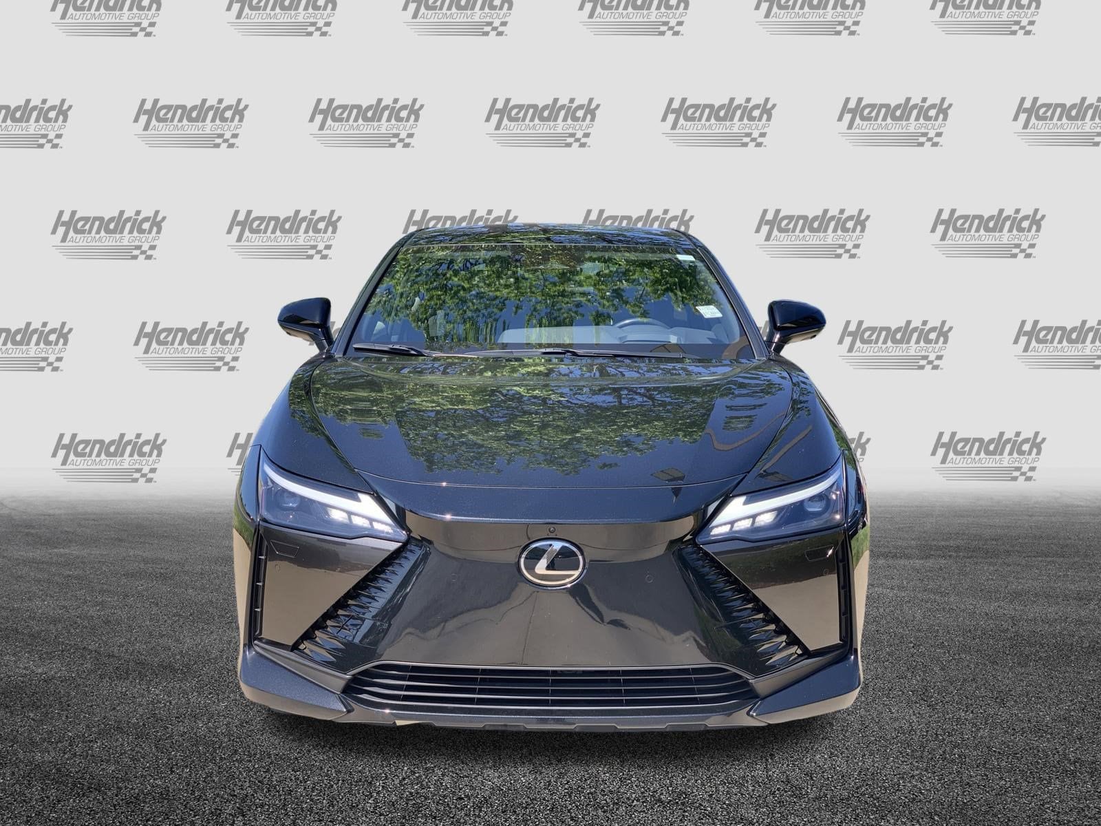 2023 LEXUS RZ 450e 450e Luxury photo 2