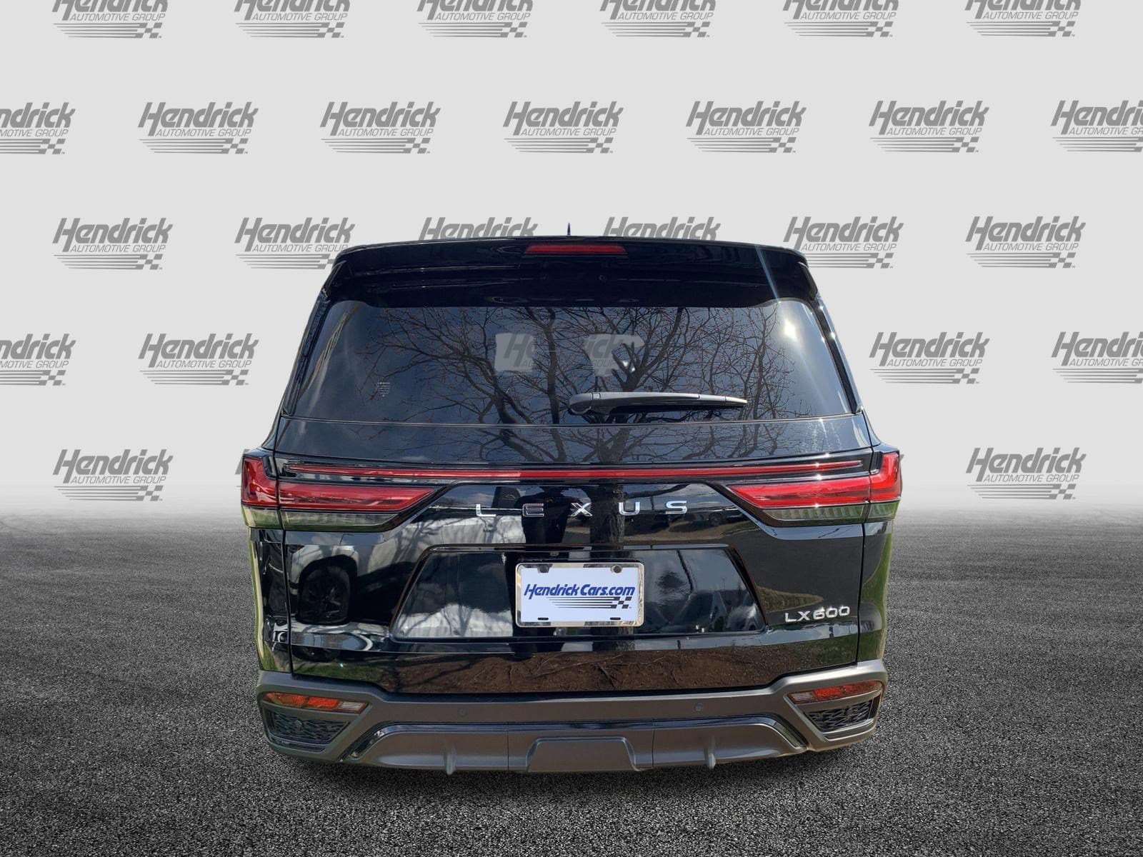 2024 LEXUS LX 600 600 F SPORT photo 3
