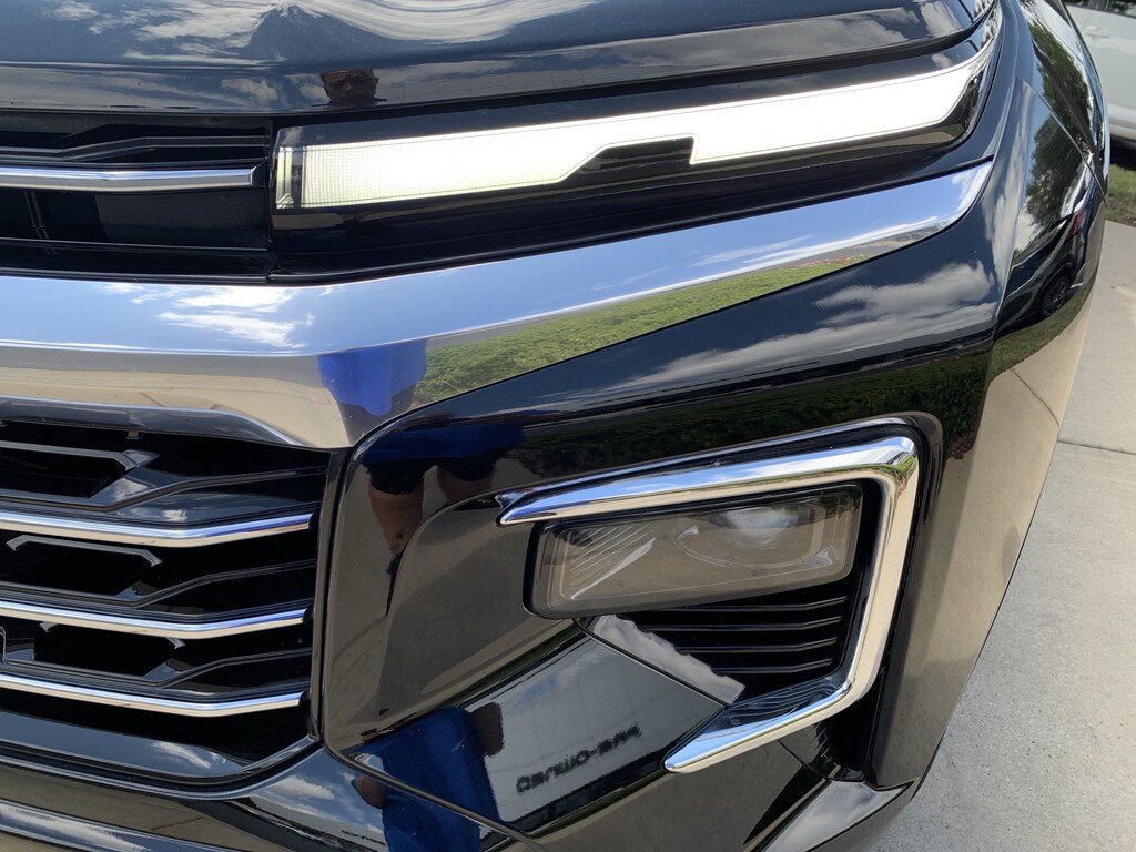 Used 2025 Chevrolet Traverse AWD High Country SUV