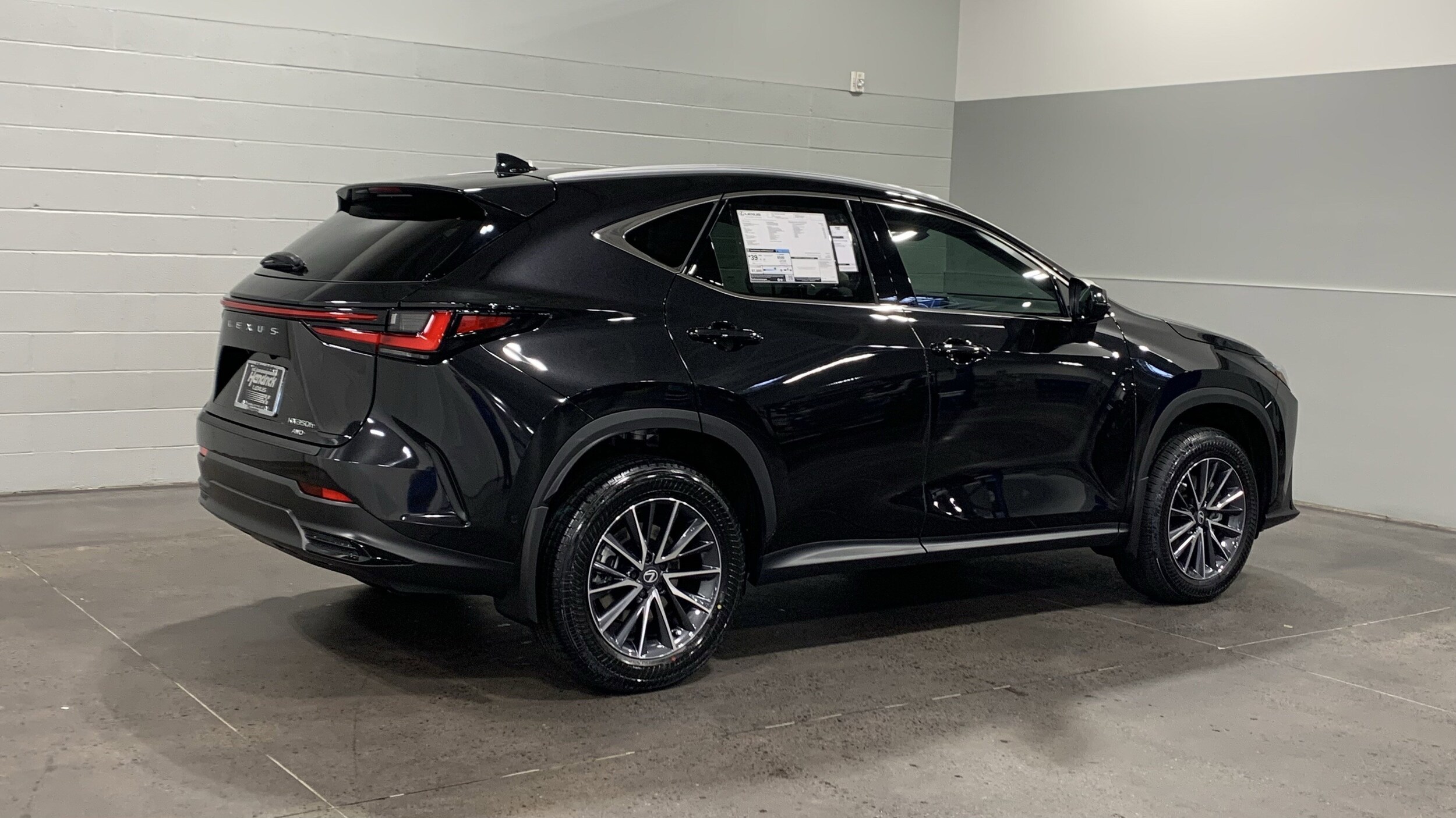 2026 Lexus NX 350h Luxury photo 3