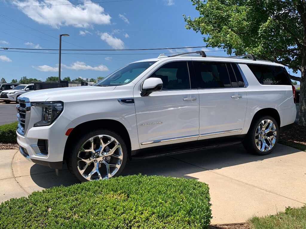 Used 2024 GMC Yukon XL SLT SUV